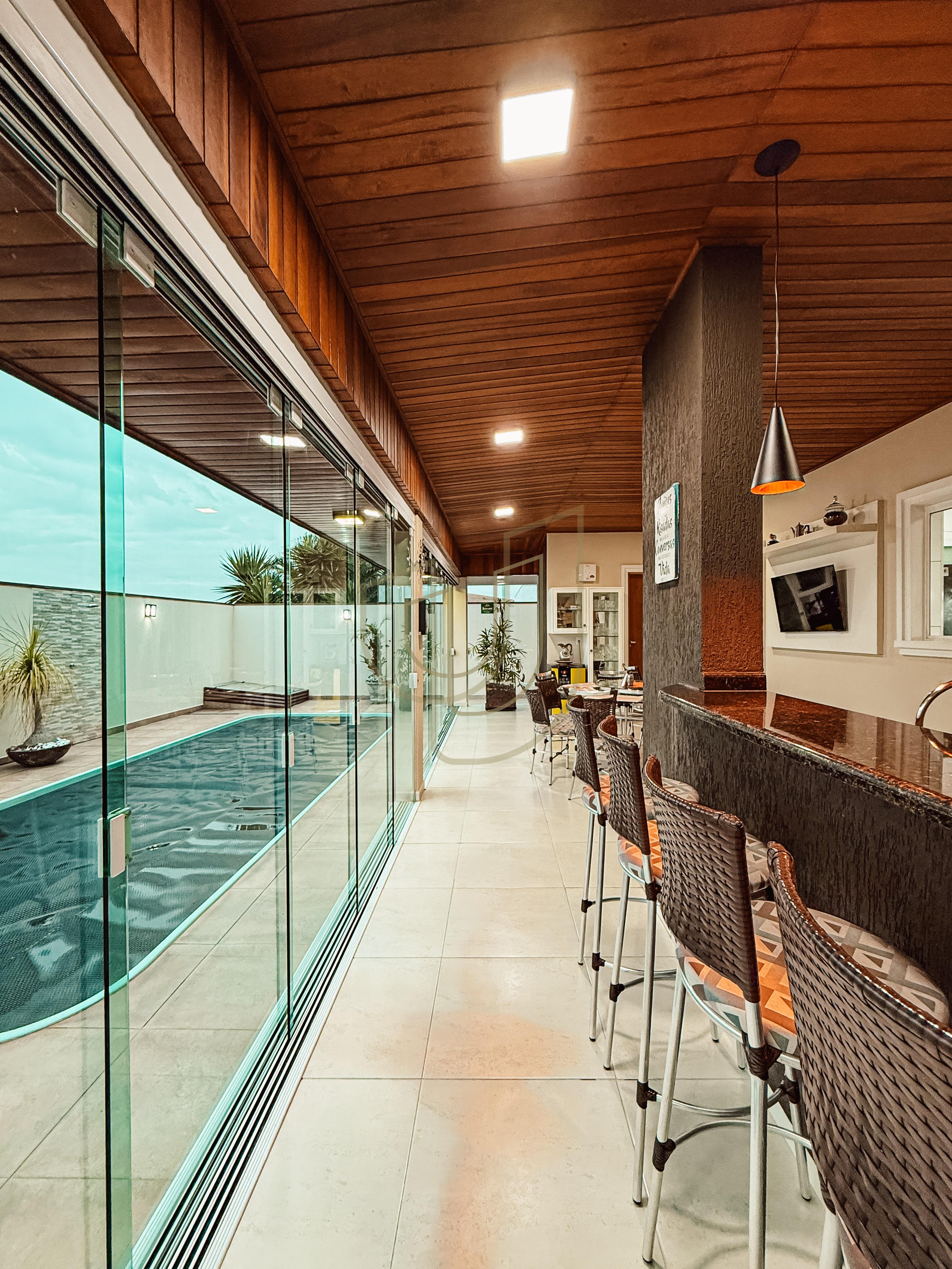 Casa com 4 Su&iacute;tes no Residencial Jaguary Avenida Aquarela do Brasil São José dos Campos - 