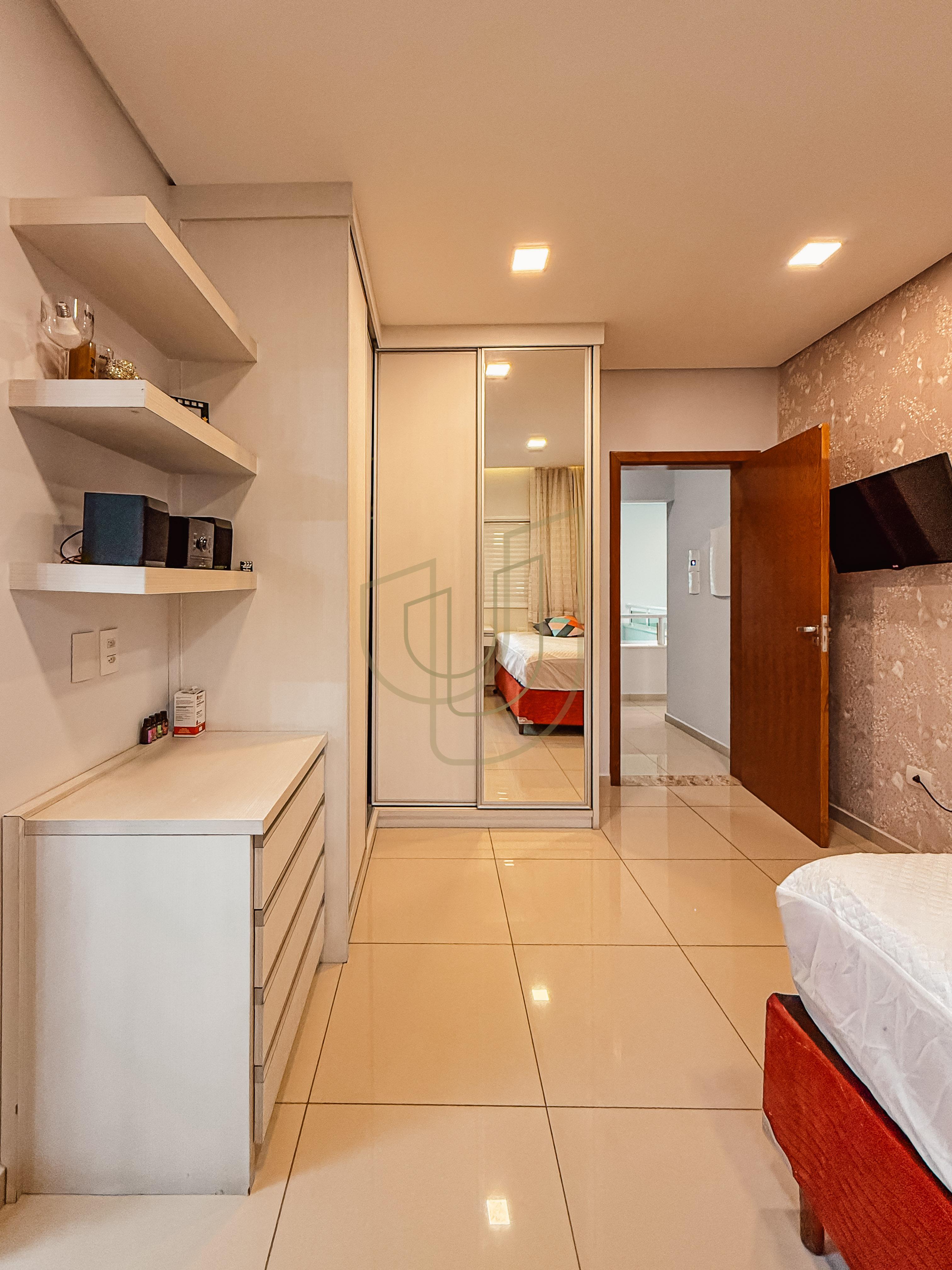 Casa com 4 Su&iacute;tes no Residencial Jaguary Avenida Aquarela do Brasil São José dos Campos - 