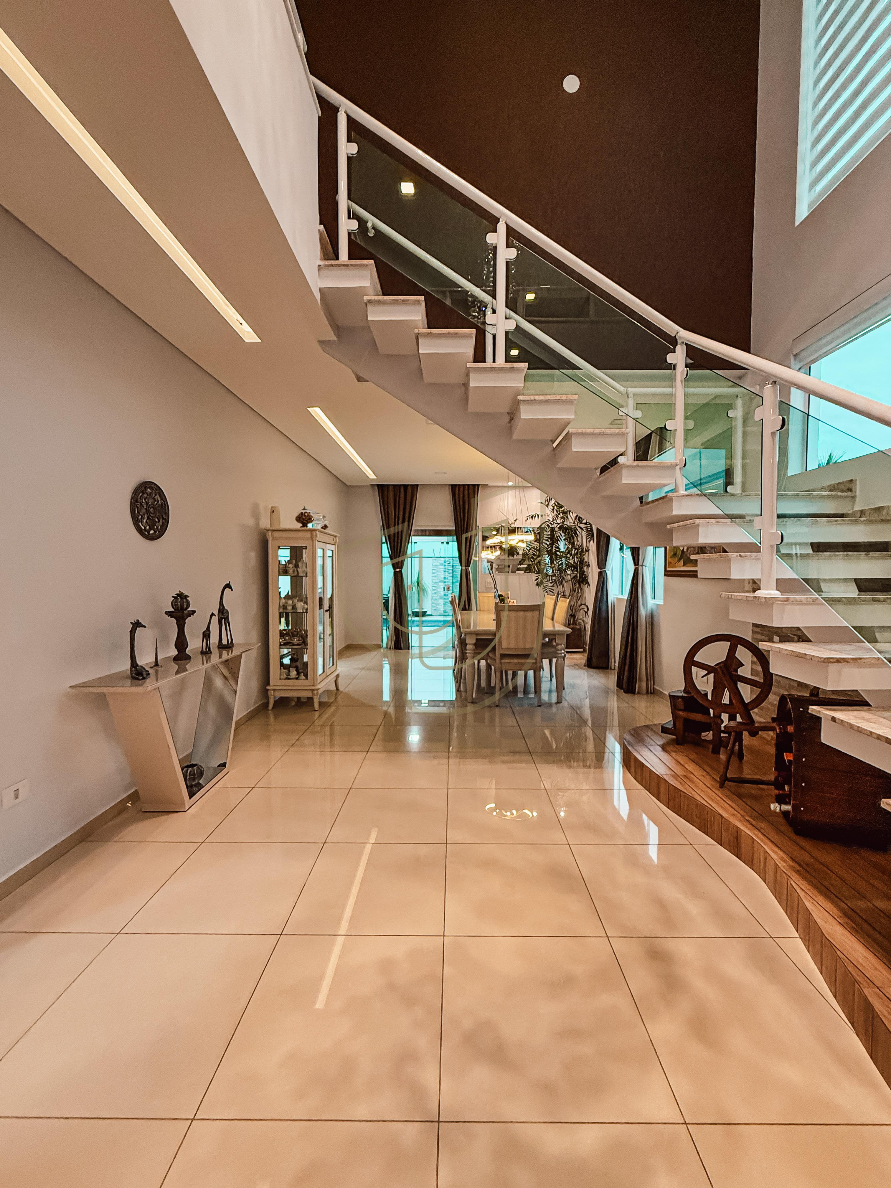 Casa com 4 Su&iacute;tes no Residencial Jaguary Avenida Aquarela do Brasil São José dos Campos - 