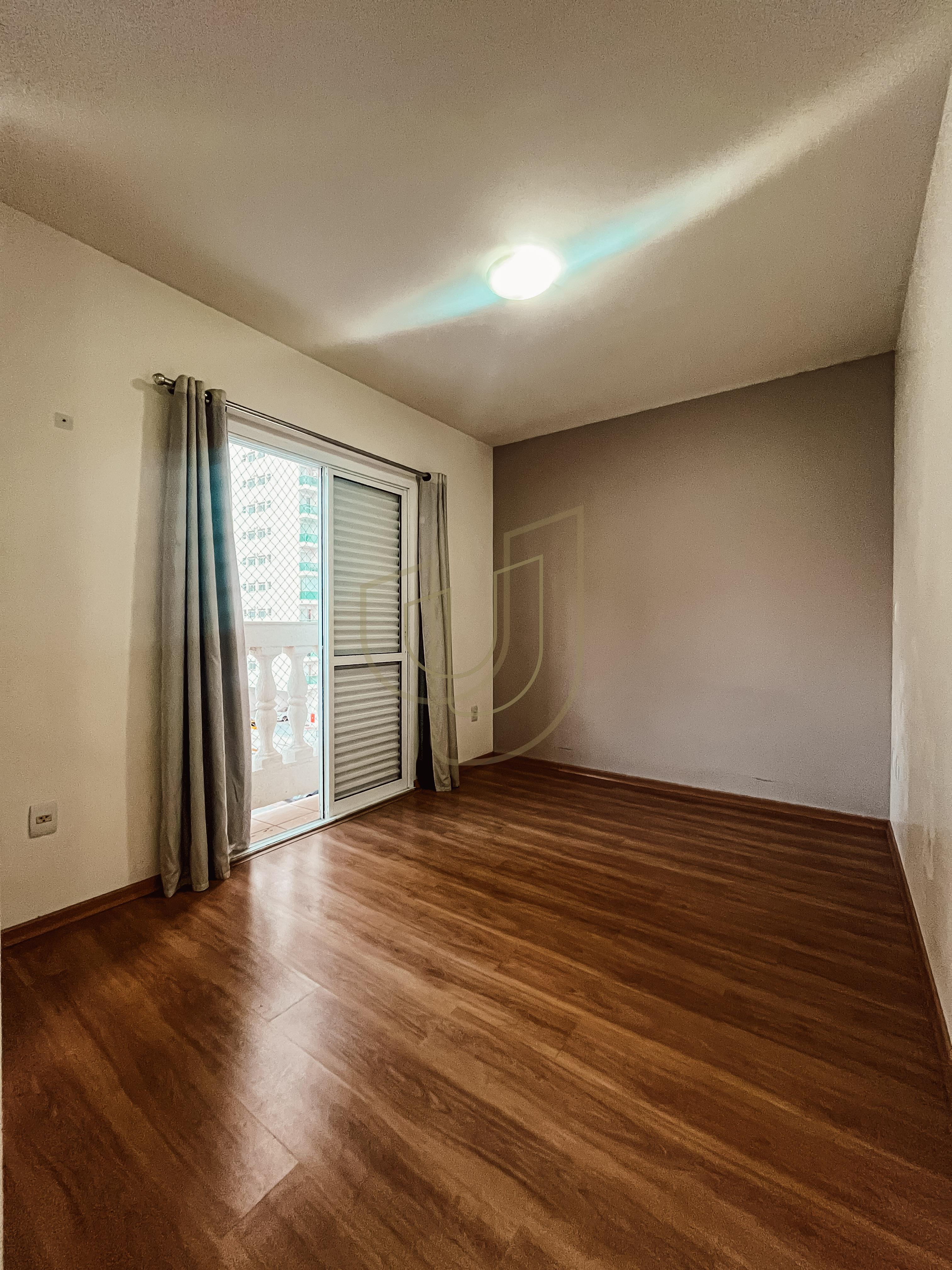 Apartamento com 4 Dormit&oacute;rios no Edif&iacute;cio Mediterr&acirc;neo Rua Professor Roberval Froes São José dos Campos - 