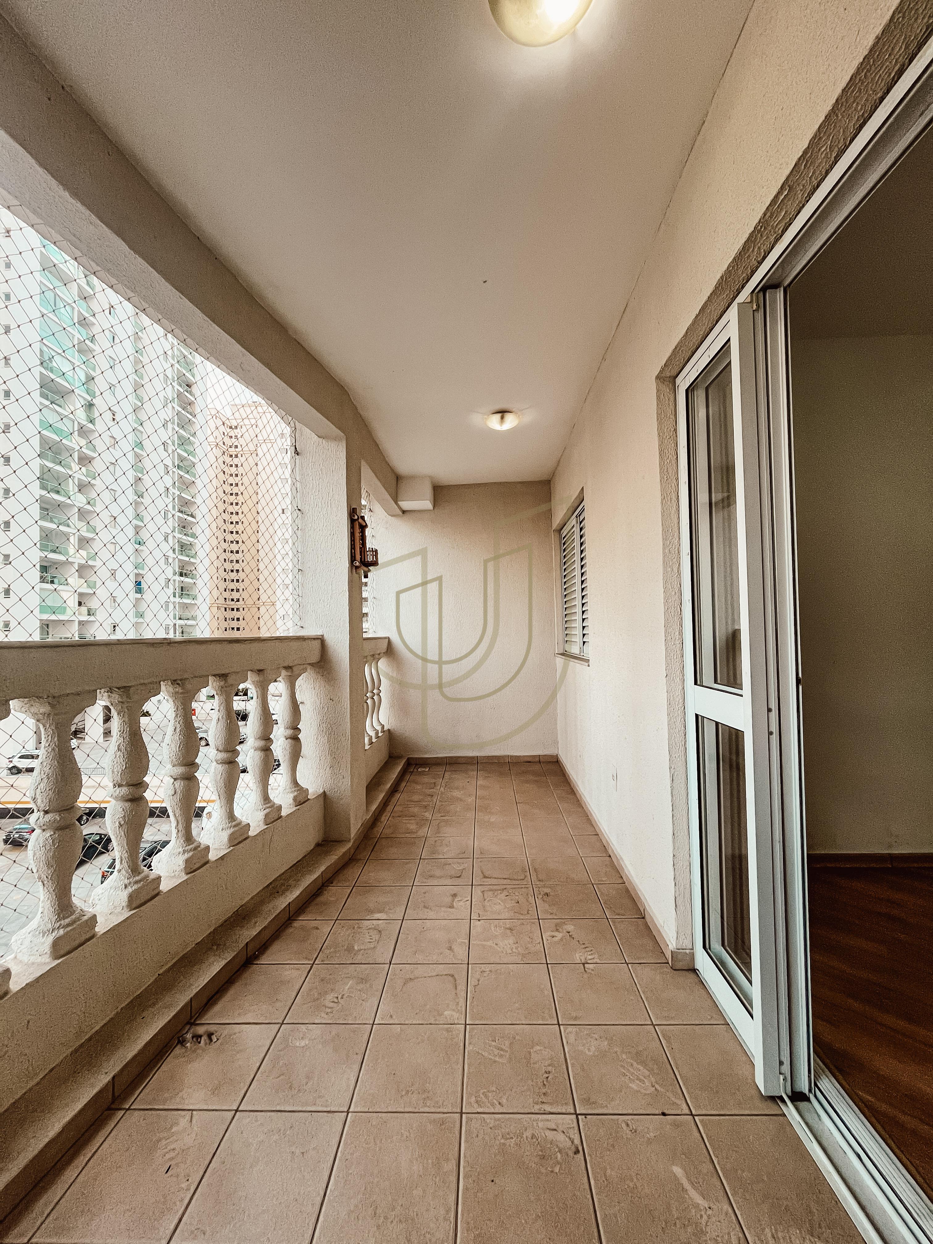 Apartamento com 4 Dormit&oacute;rios no Edif&iacute;cio Mediterr&acirc;neo Rua Professor Roberval Froes São José dos Campos - 