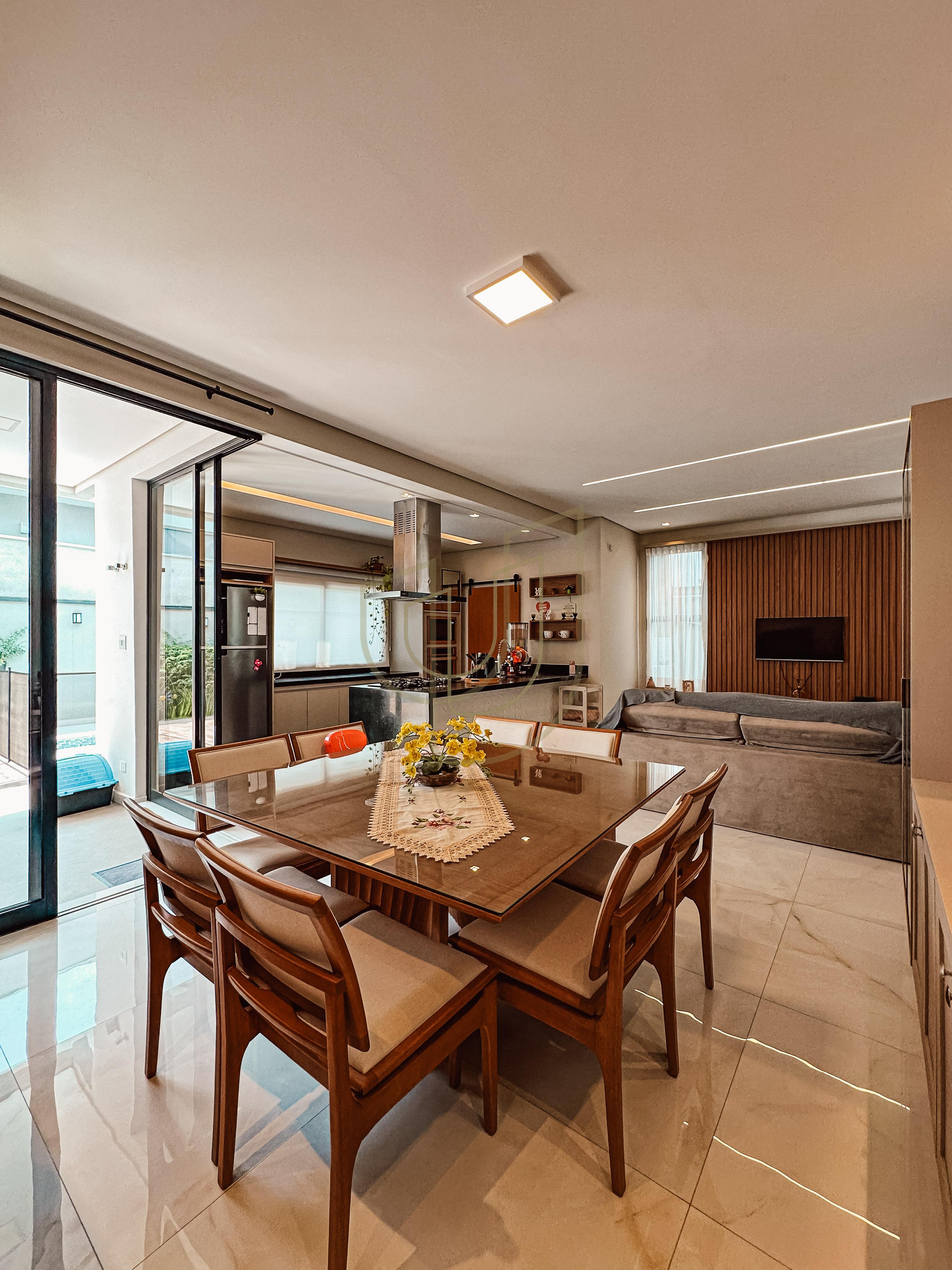 Casa com 3 Dormit&oacute;rios no Reserva Rud&aacute; Avenida Robson Custódio Machado São José dos Campos - 