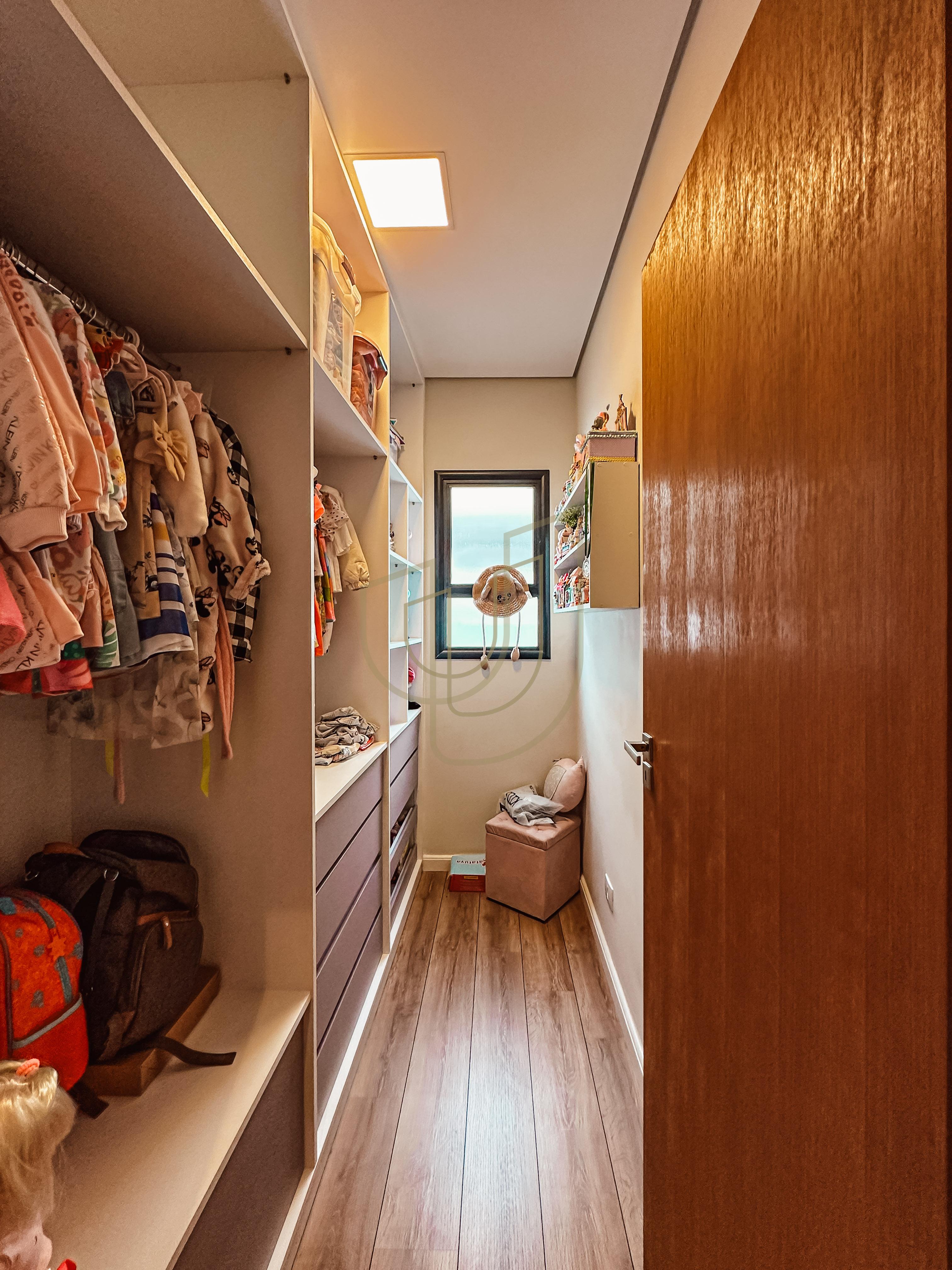 Casa com 3 Dormit&oacute;rios no Reserva Rud&aacute; Avenida Robson Custódio Machado São José dos Campos - 