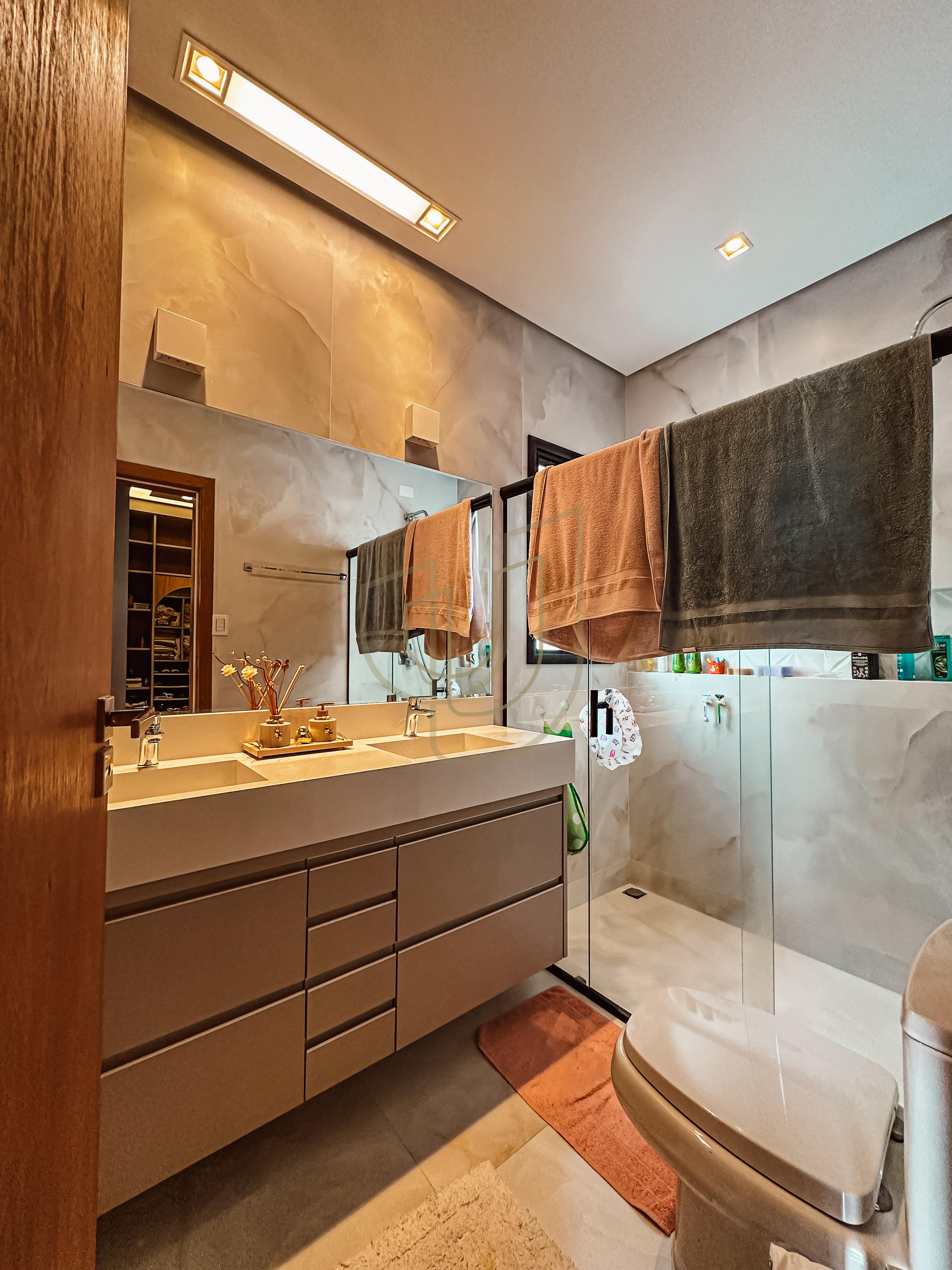 Casa com 3 Dormit&oacute;rios no Reserva Rud&aacute; Avenida Robson Custódio Machado São José dos Campos - 