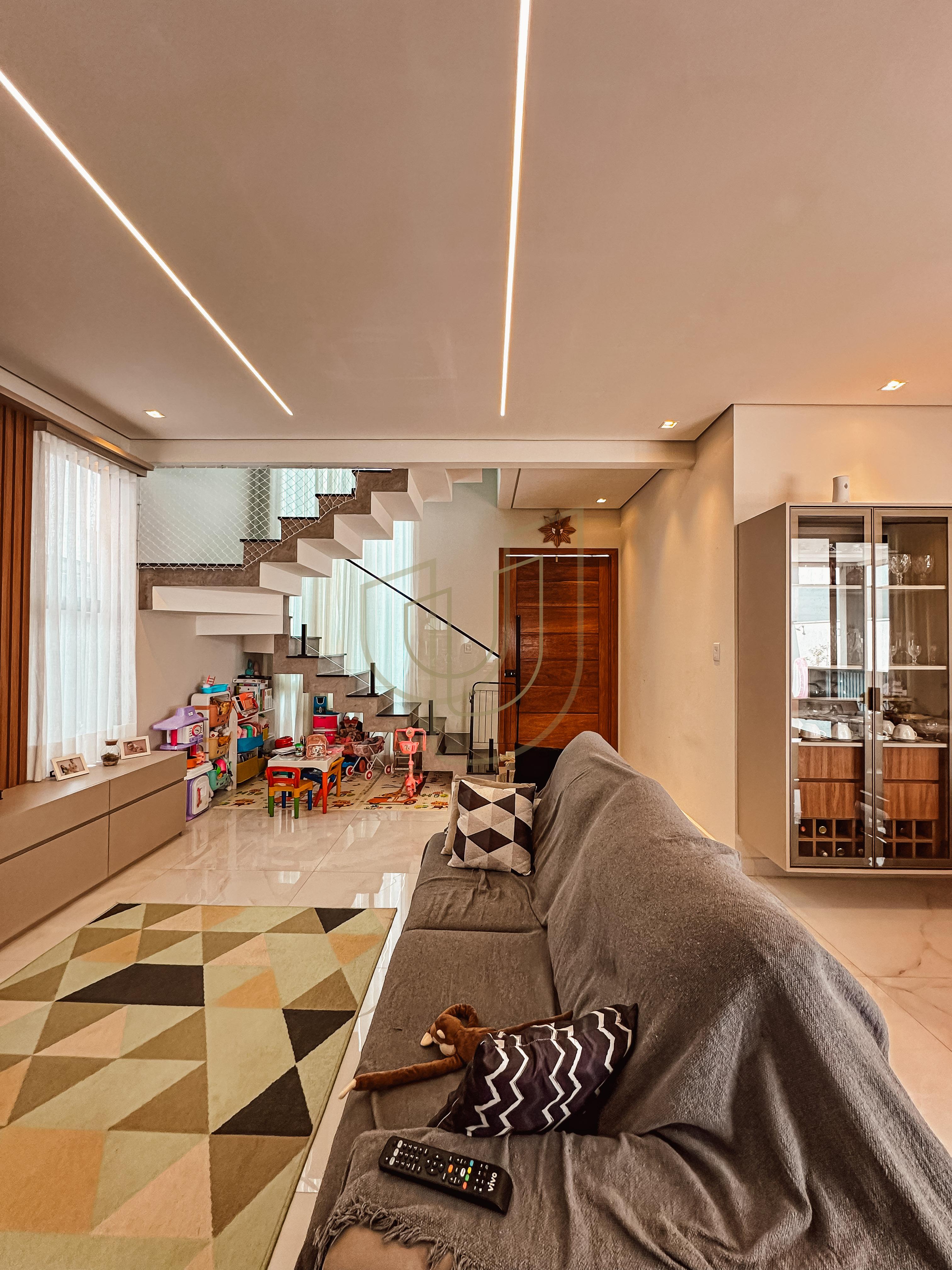 Casa com 3 Dormit&oacute;rios no Reserva Rud&aacute; Avenida Robson Custódio Machado São José dos Campos - 