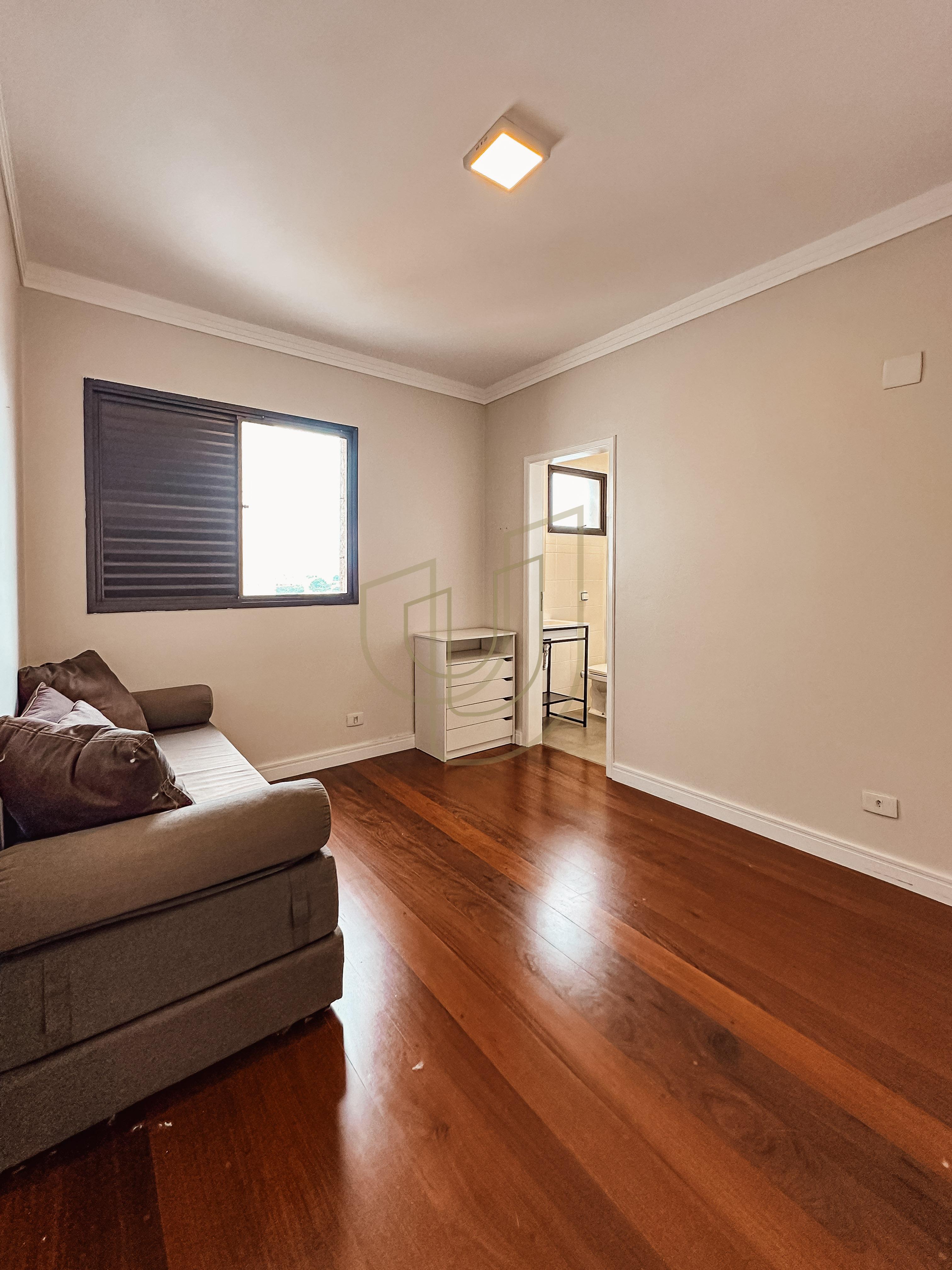 Apartamento de 173 m&sup2; e 2 Su&iacute;tes no Condom&iacute;nio London Palace Avenida São João São José dos Campos - 