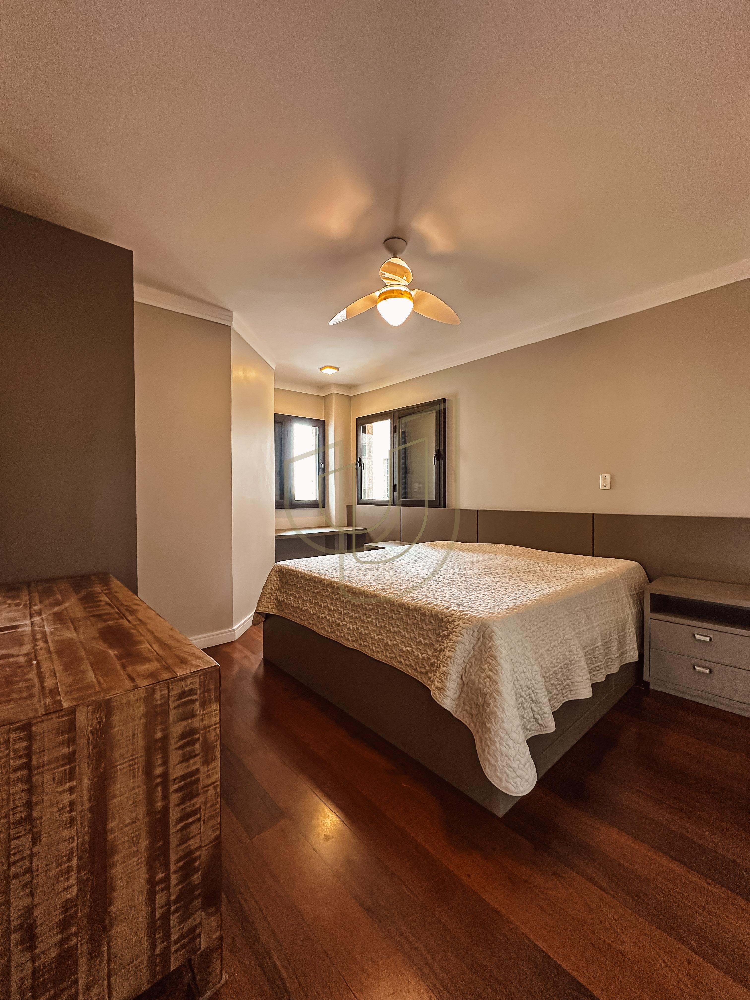 Apartamento de 173 m&sup2; e 2 Su&iacute;tes no Condom&iacute;nio London Palace Avenida São João São José dos Campos - 