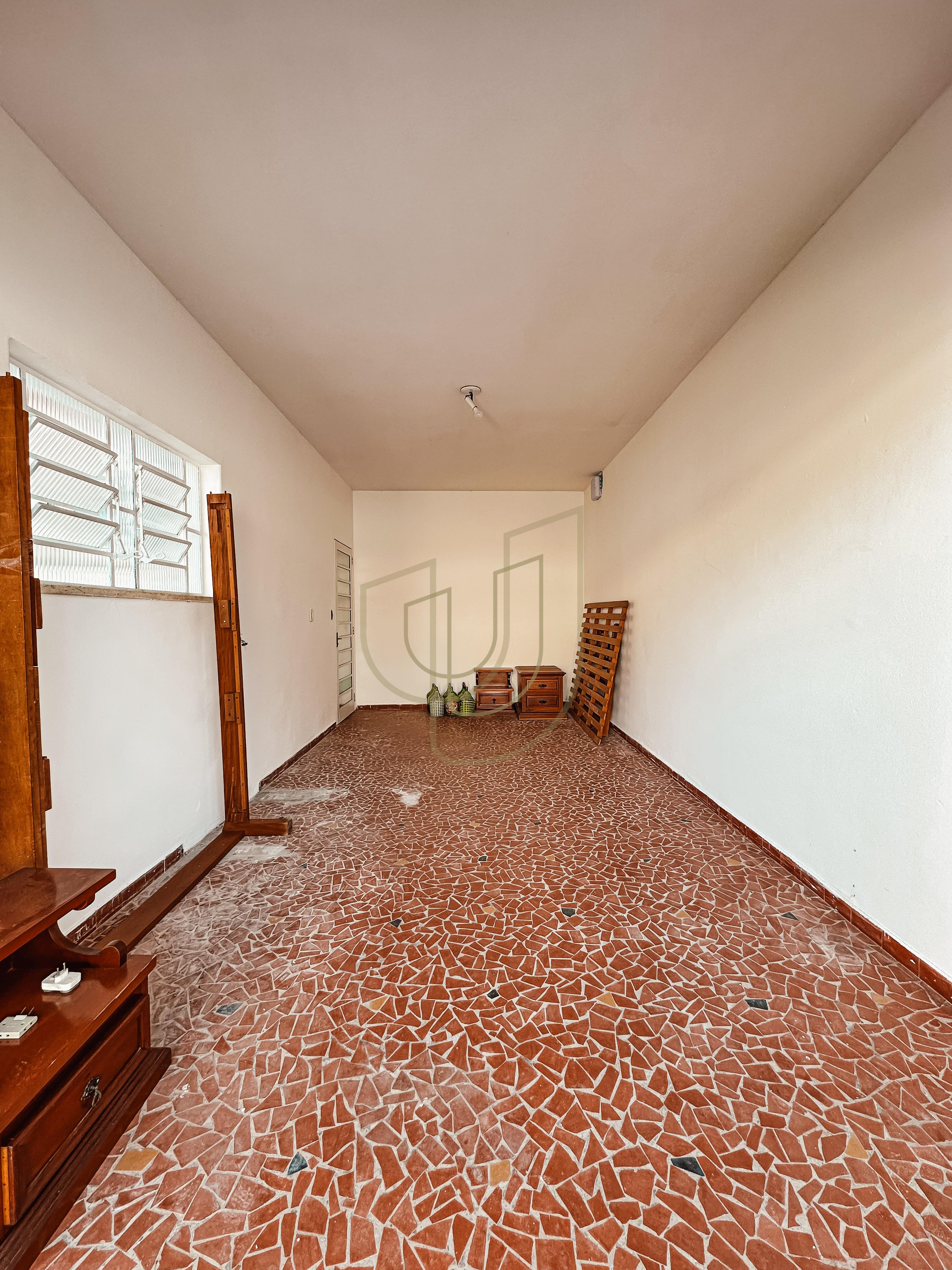 Casa T&eacute;rrea de 465 m&sup2; no Jardim Esplanada Rua Barão de Mauá São José dos Campos - 