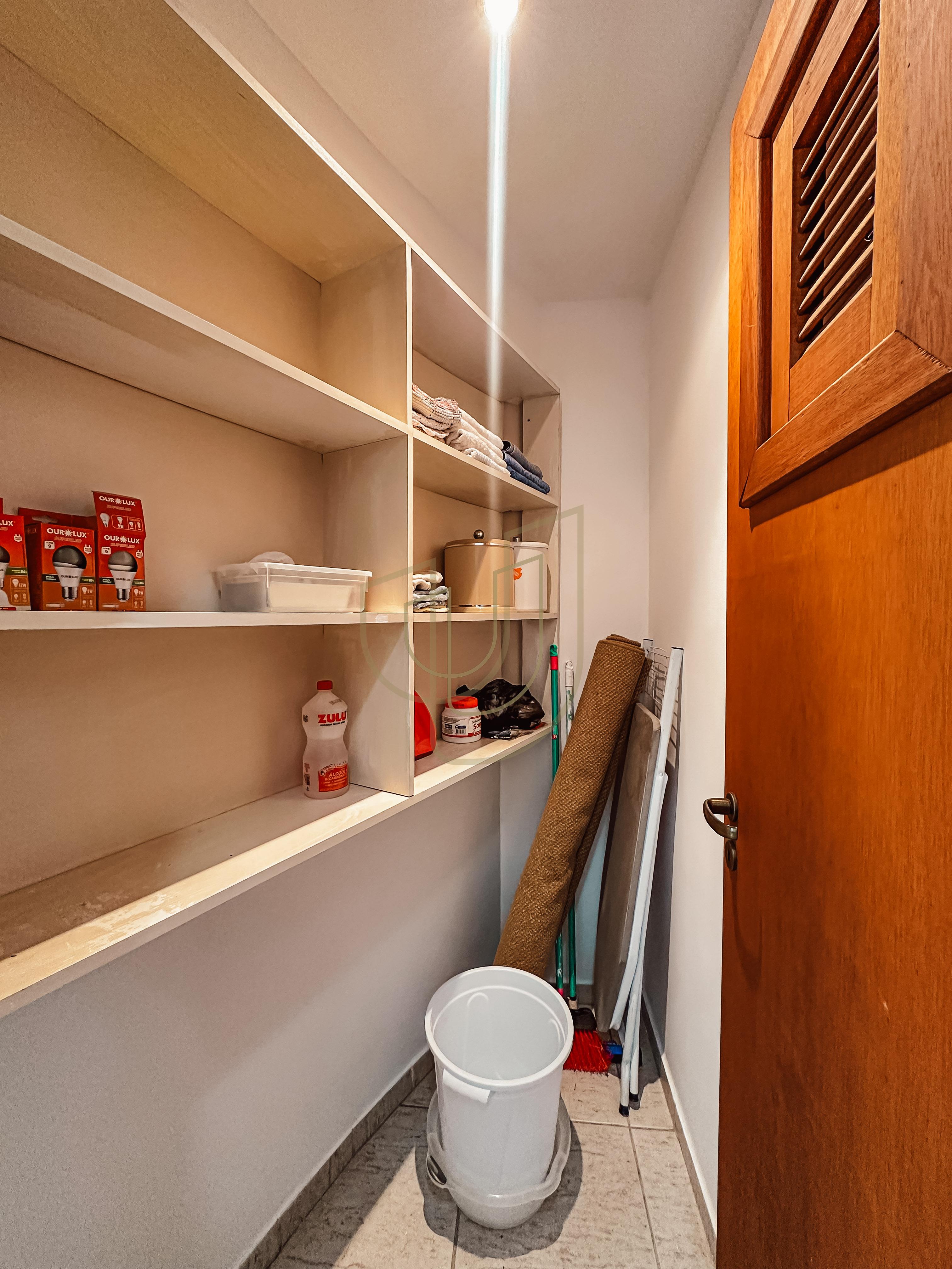 Apartamento Duplex com 2 Dormit&oacute;rios no Mondrian Su&iacute;te Hotel Rua do Aruana São José dos Campos - 