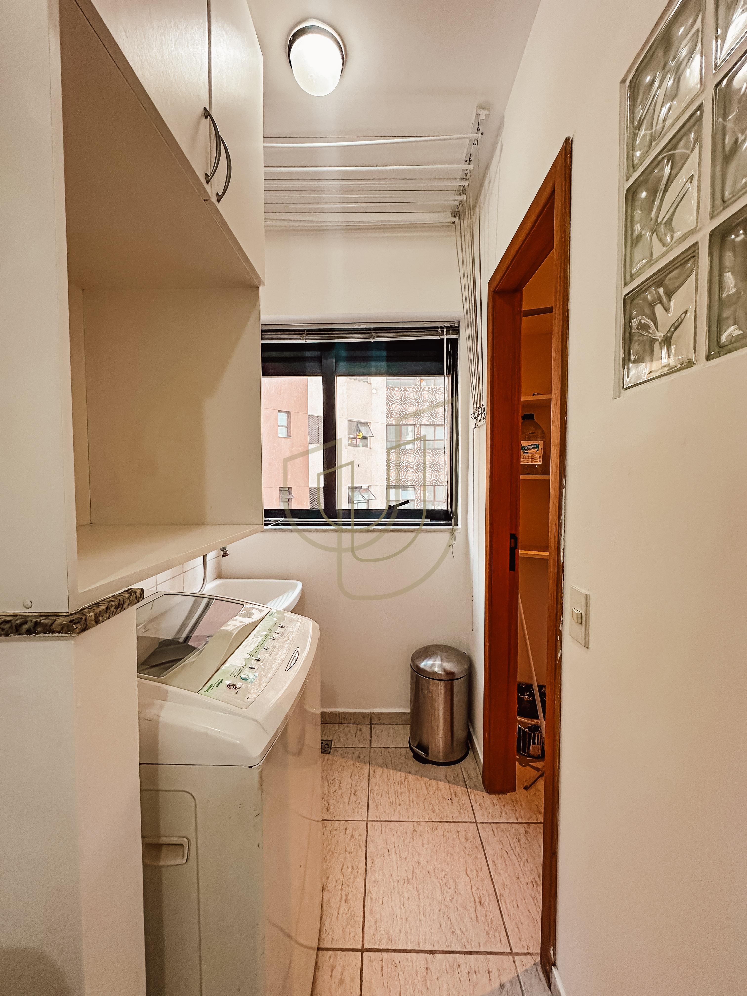 Apartamento Duplex com 2 Dormit&oacute;rios no Mondrian Su&iacute;te Hotel Rua do Aruana São José dos Campos - 