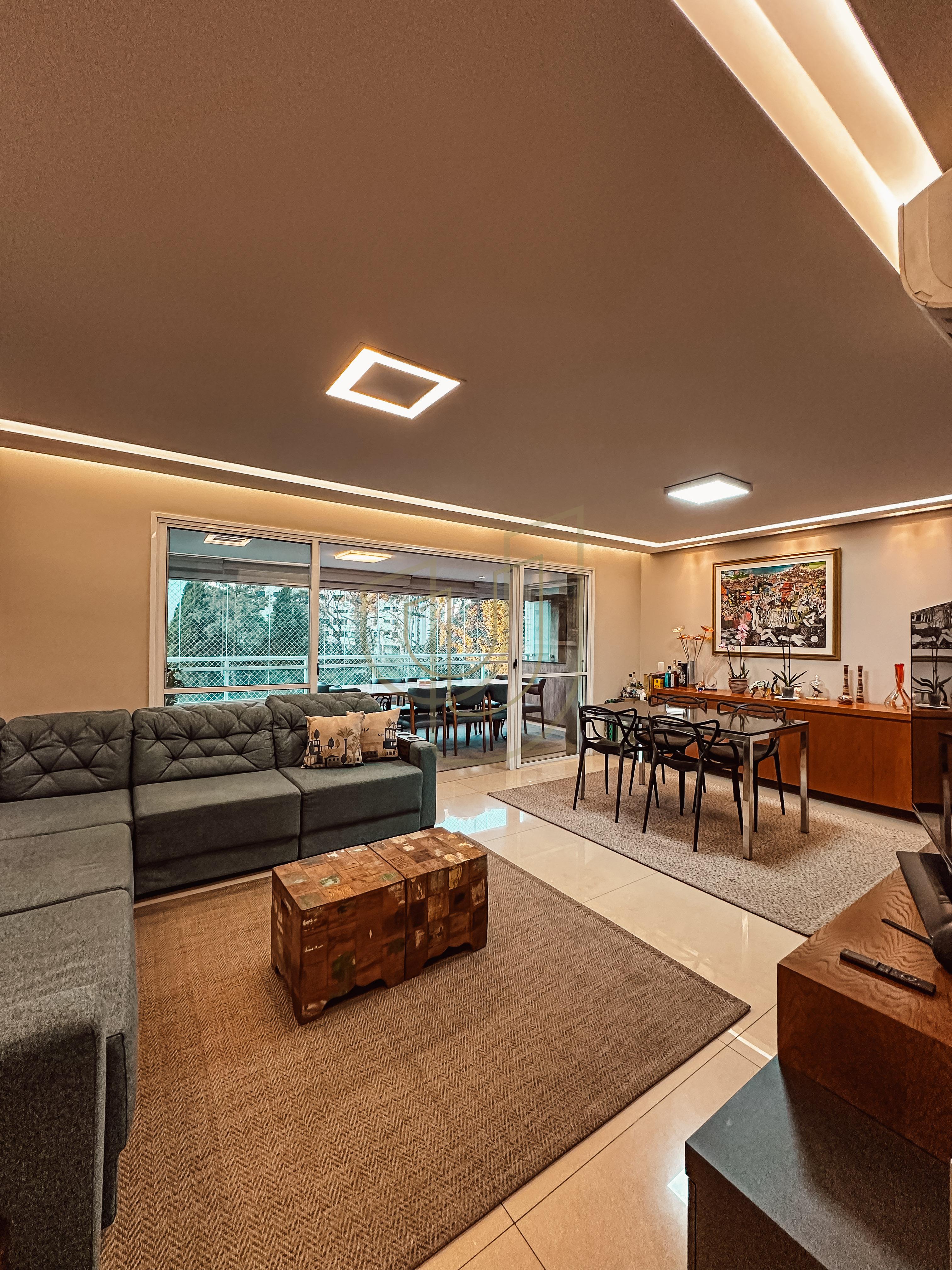 Apartamento com 3 Su&iacute;tes no Grand Club Vila Ema Rua Francisco Ricci São José dos Campos - 