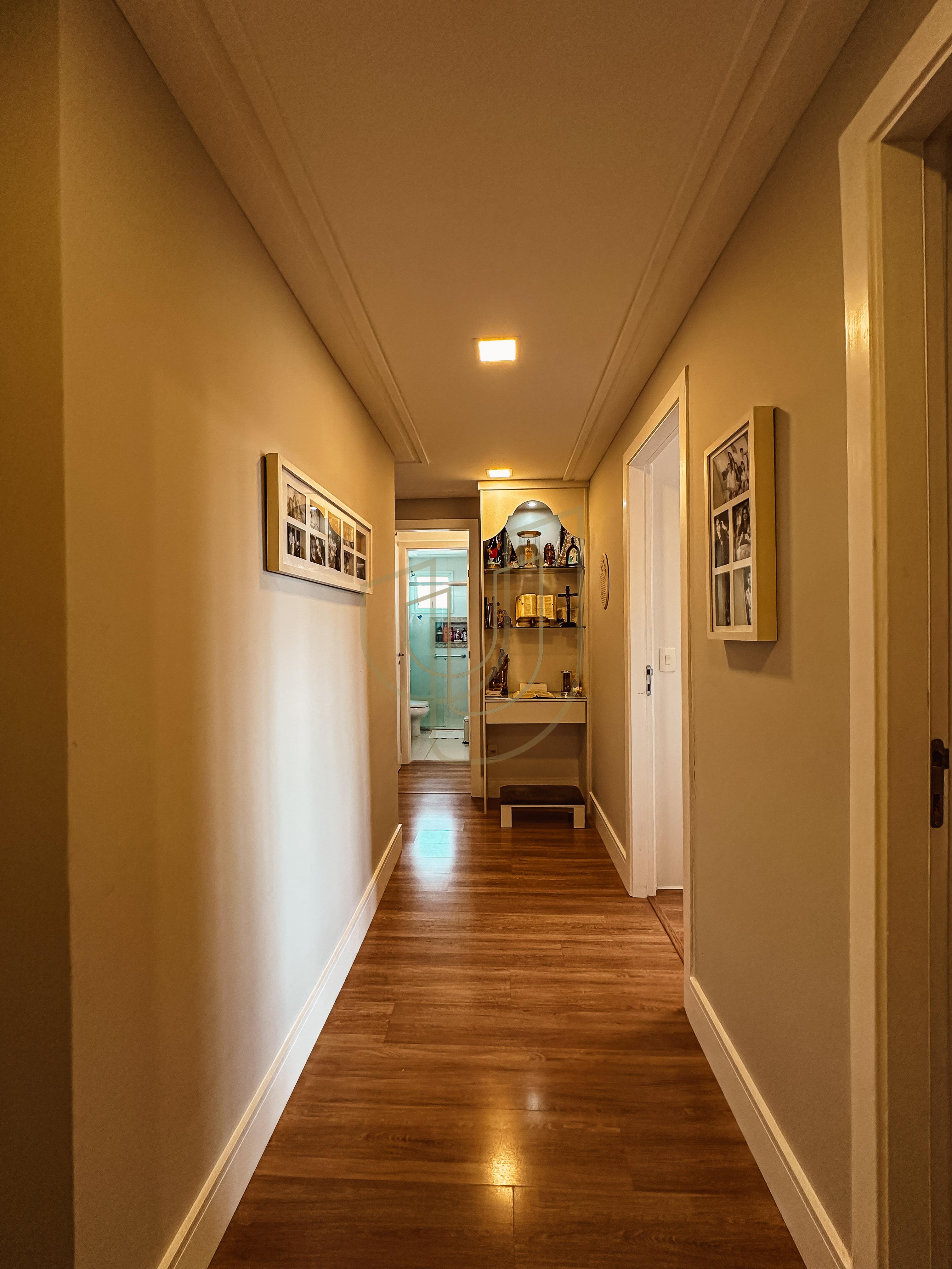 Apartamento com 4 Su&iacute;tes no Helbor Belvedere Avenida São João São José dos Campos - 