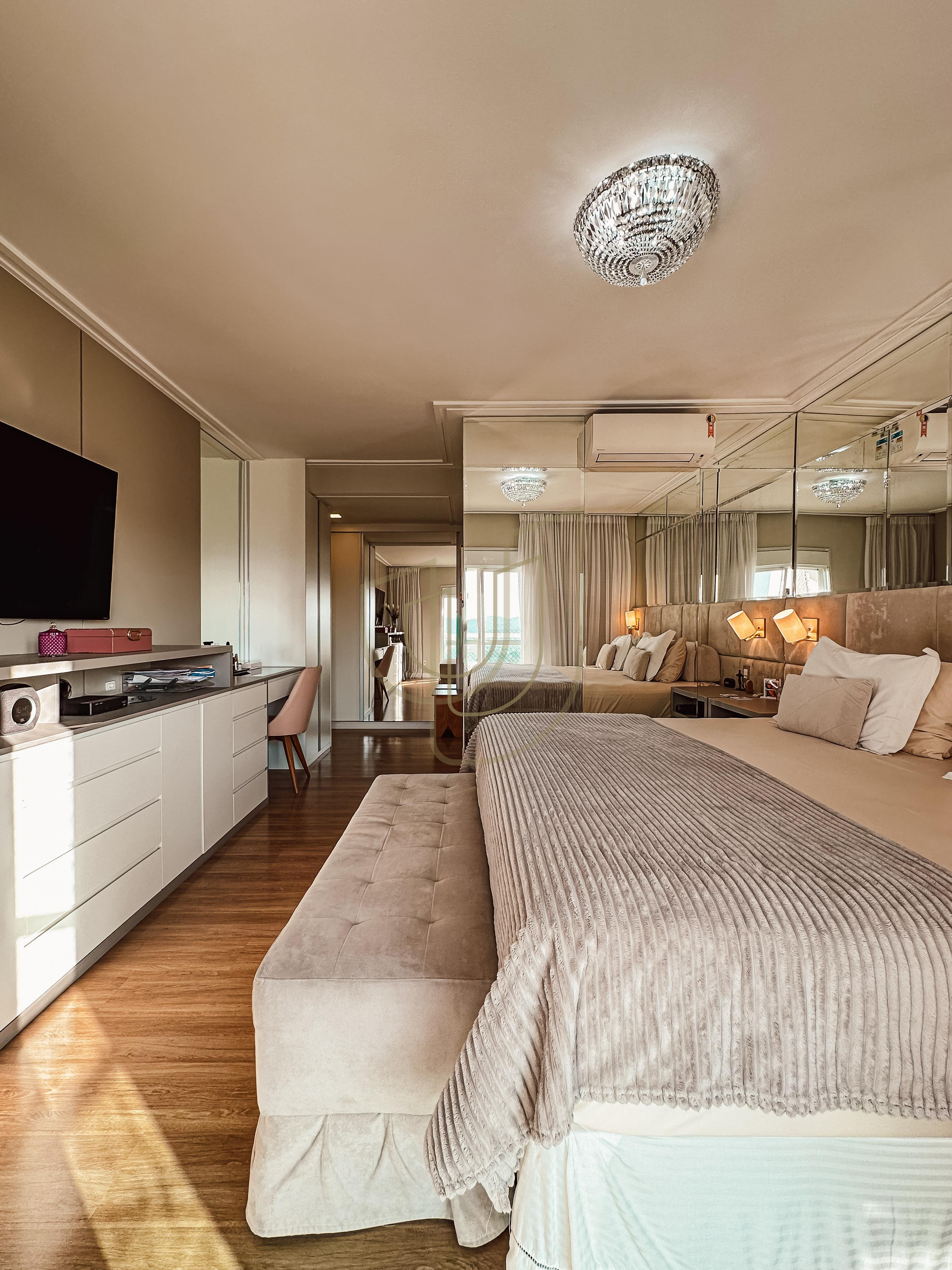 Apartamento com 4 Su&iacute;tes no Helbor Belvedere Avenida São João São José dos Campos - 