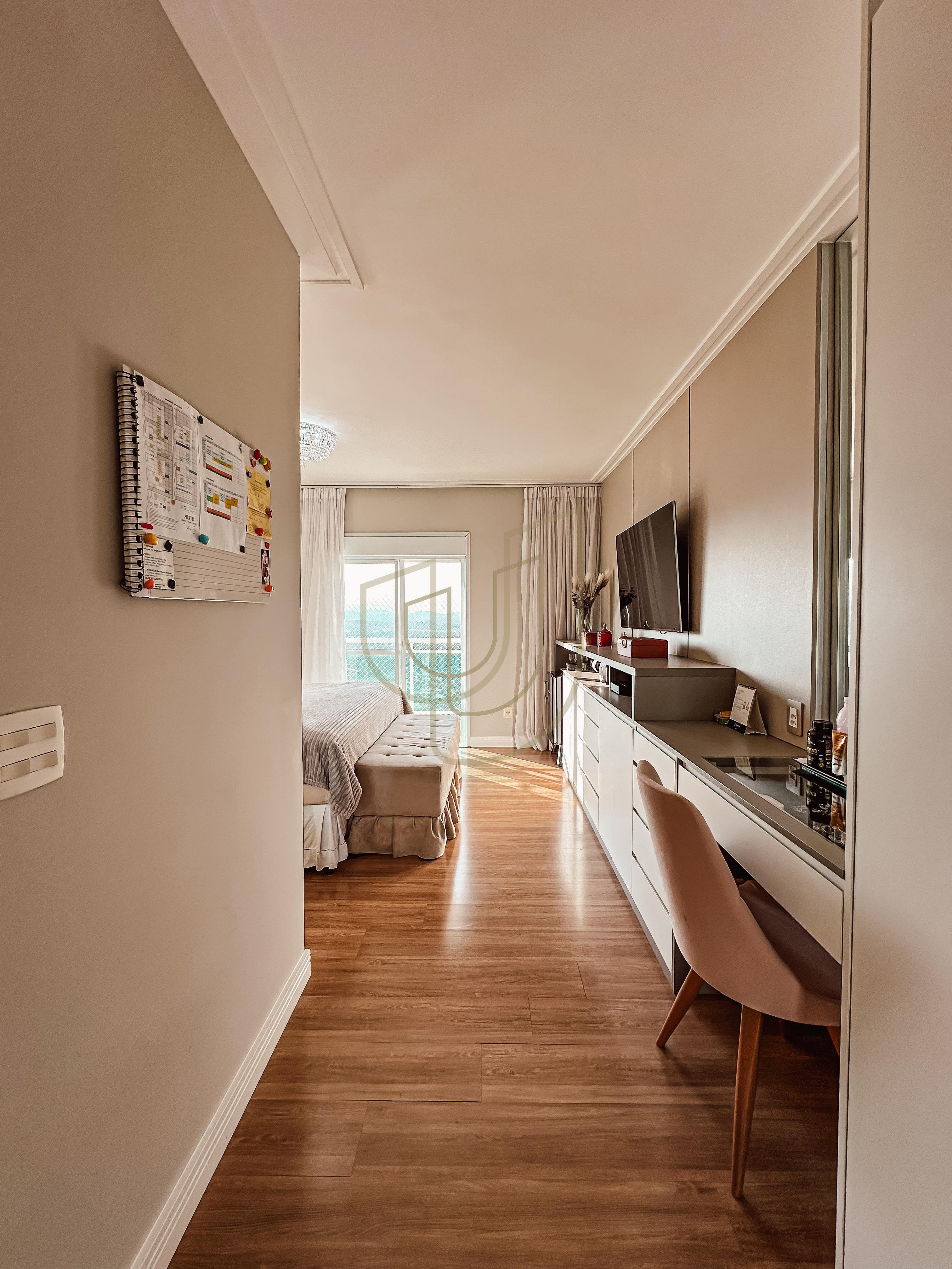 Apartamento com 4 Su&iacute;tes no Helbor Belvedere Avenida São João São José dos Campos - 