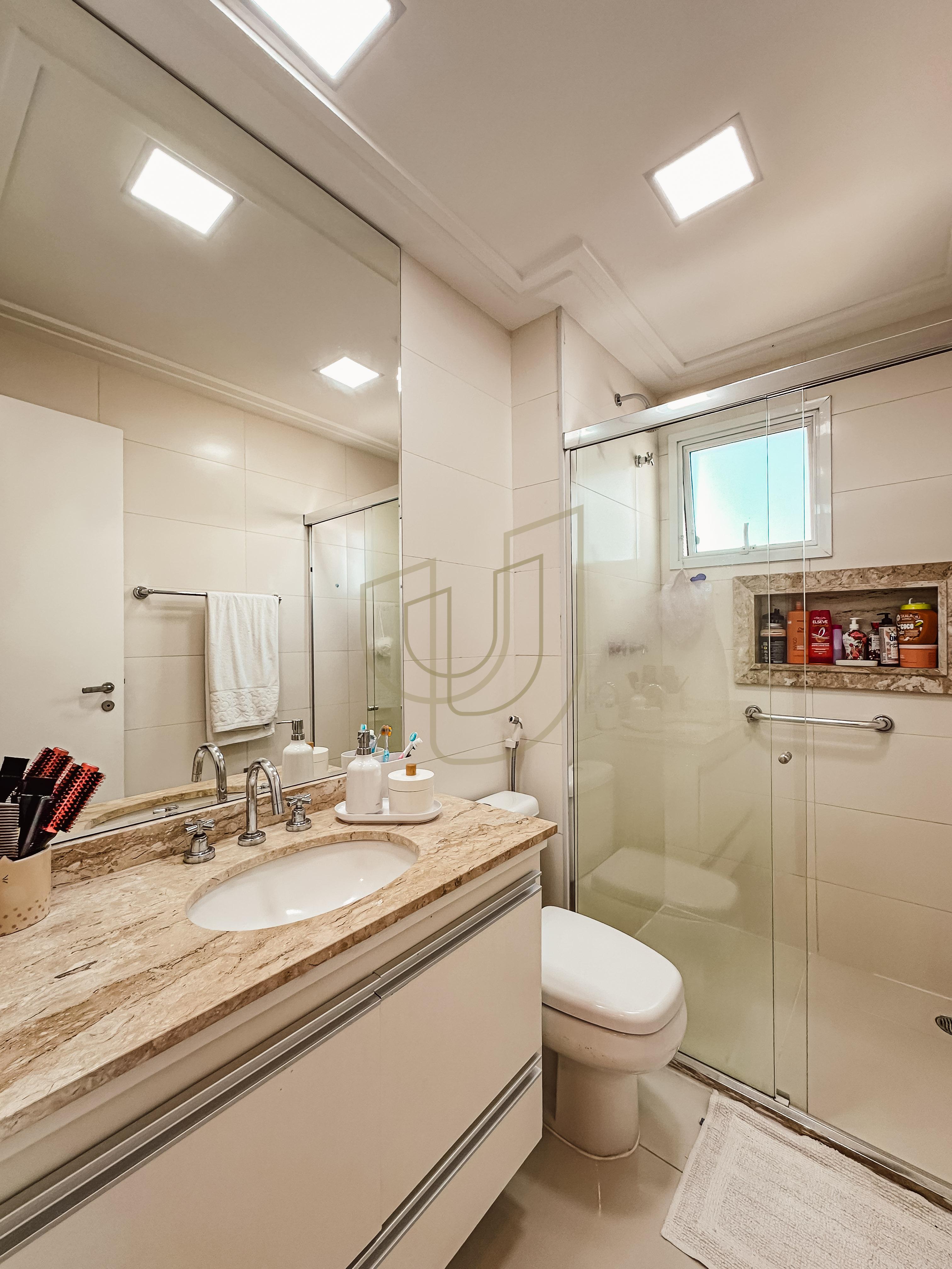 Apartamento com 4 Su&iacute;tes no Helbor Belvedere Avenida São João São José dos Campos - 