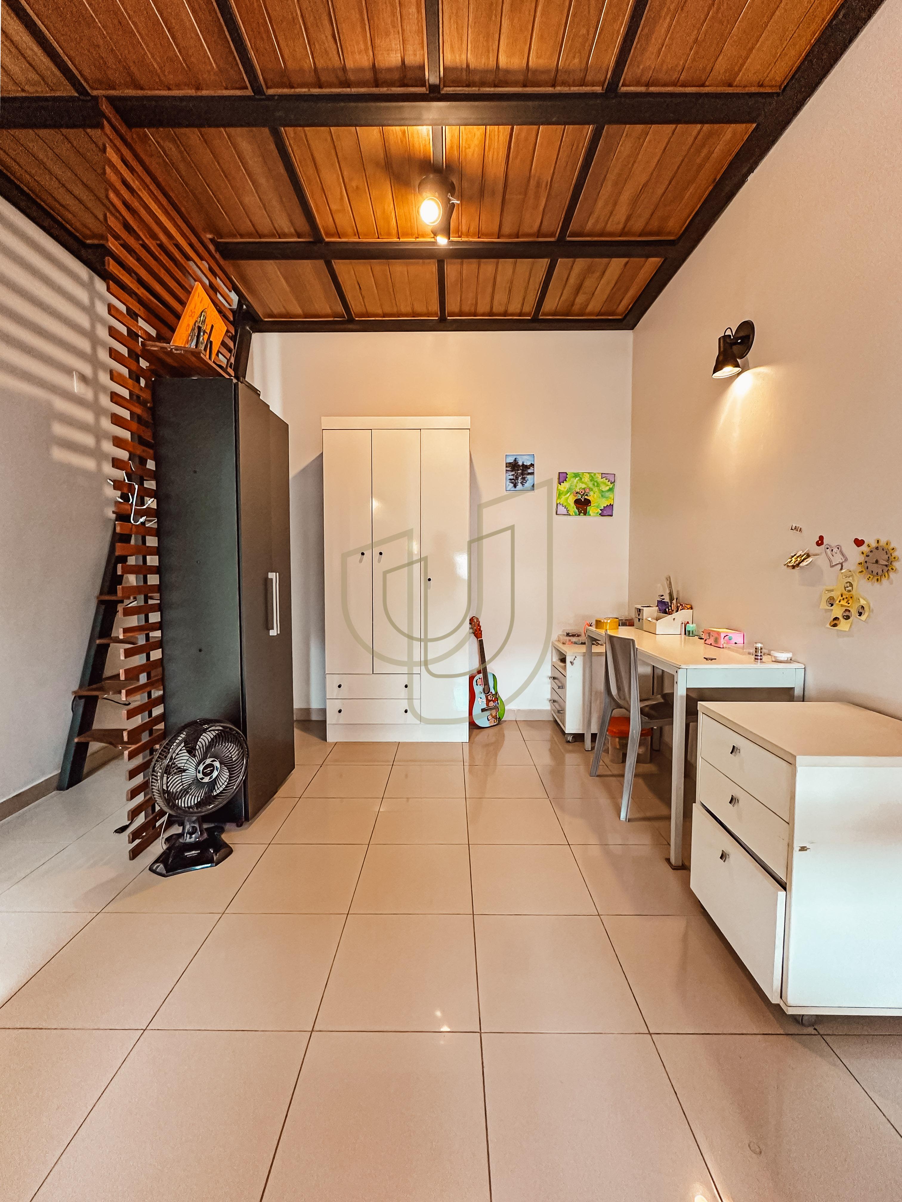 Casa com 3 Dormit&oacute;rios no Condominio Residencial Pablo Picasso Rua Aimbire São José dos Campos - 