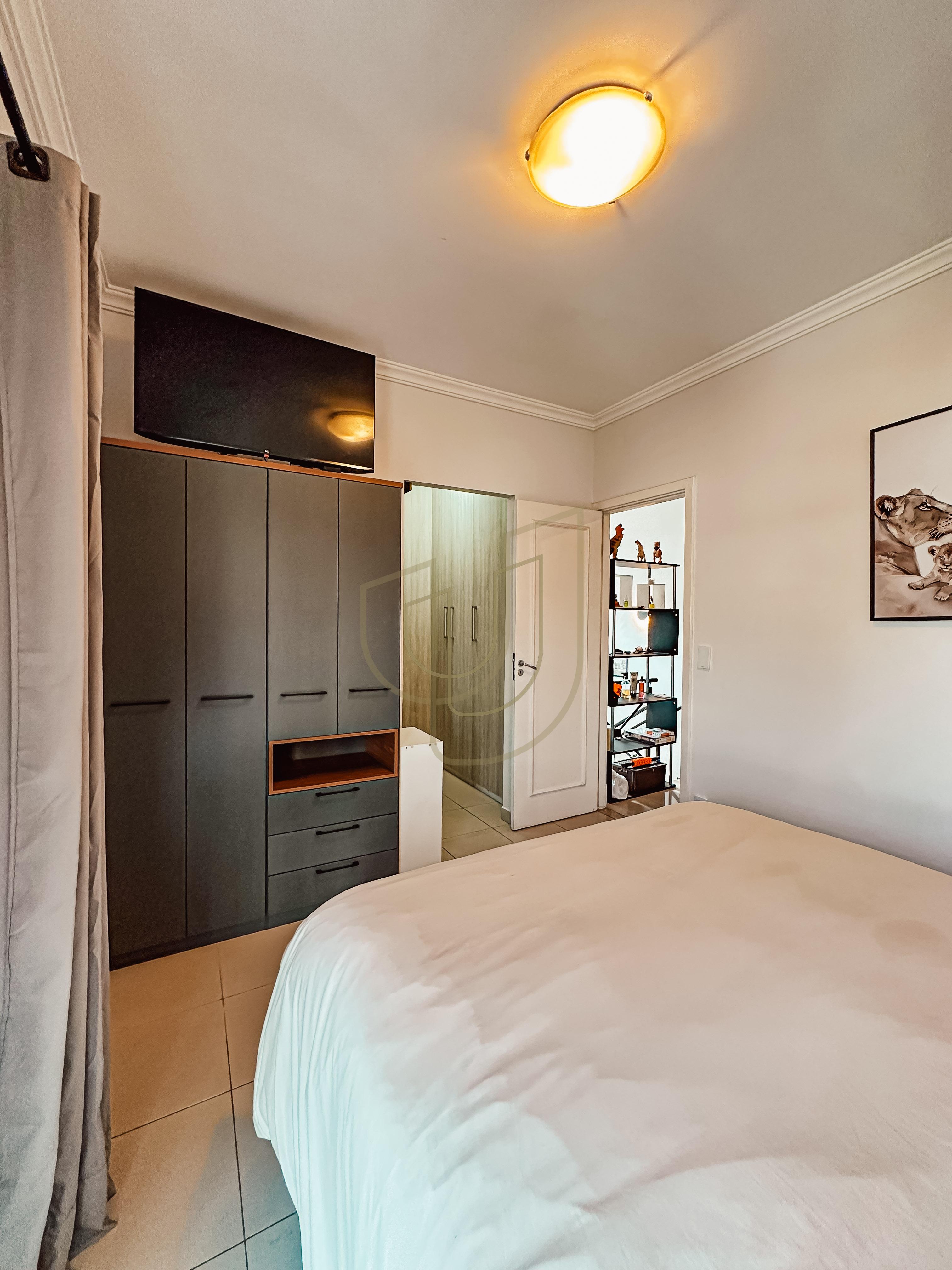 Casa com 3 Dormit&oacute;rios no Condominio Residencial Pablo Picasso Rua Aimbire São José dos Campos - 