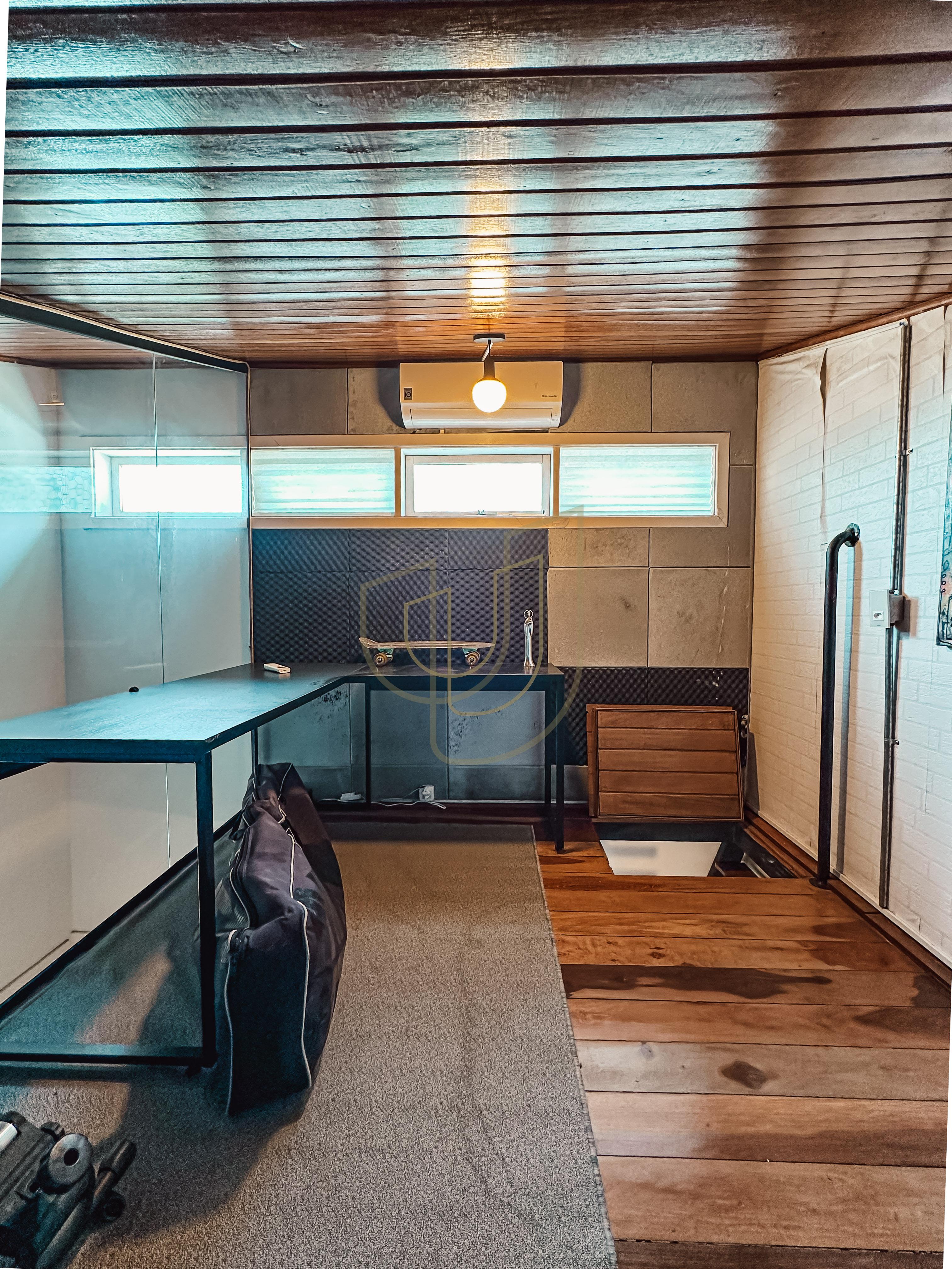 Casa com 3 Dormit&oacute;rios no Condominio Residencial Pablo Picasso Rua Aimbire São José dos Campos - 