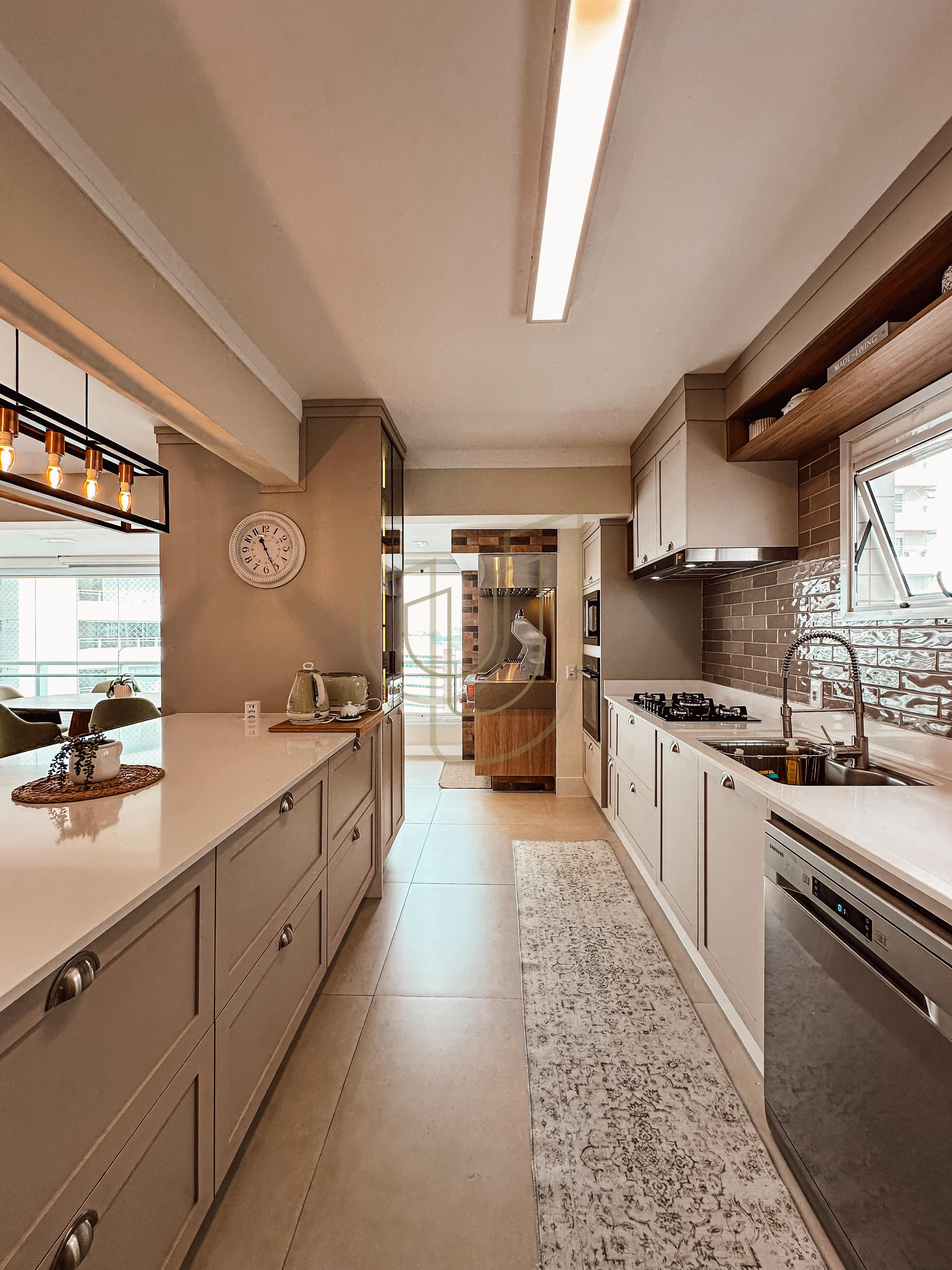 Apartamento com 3 Su&iacute;tes no Grand Club Vila Ema Rua Francisco Ricci São José dos Campos - 