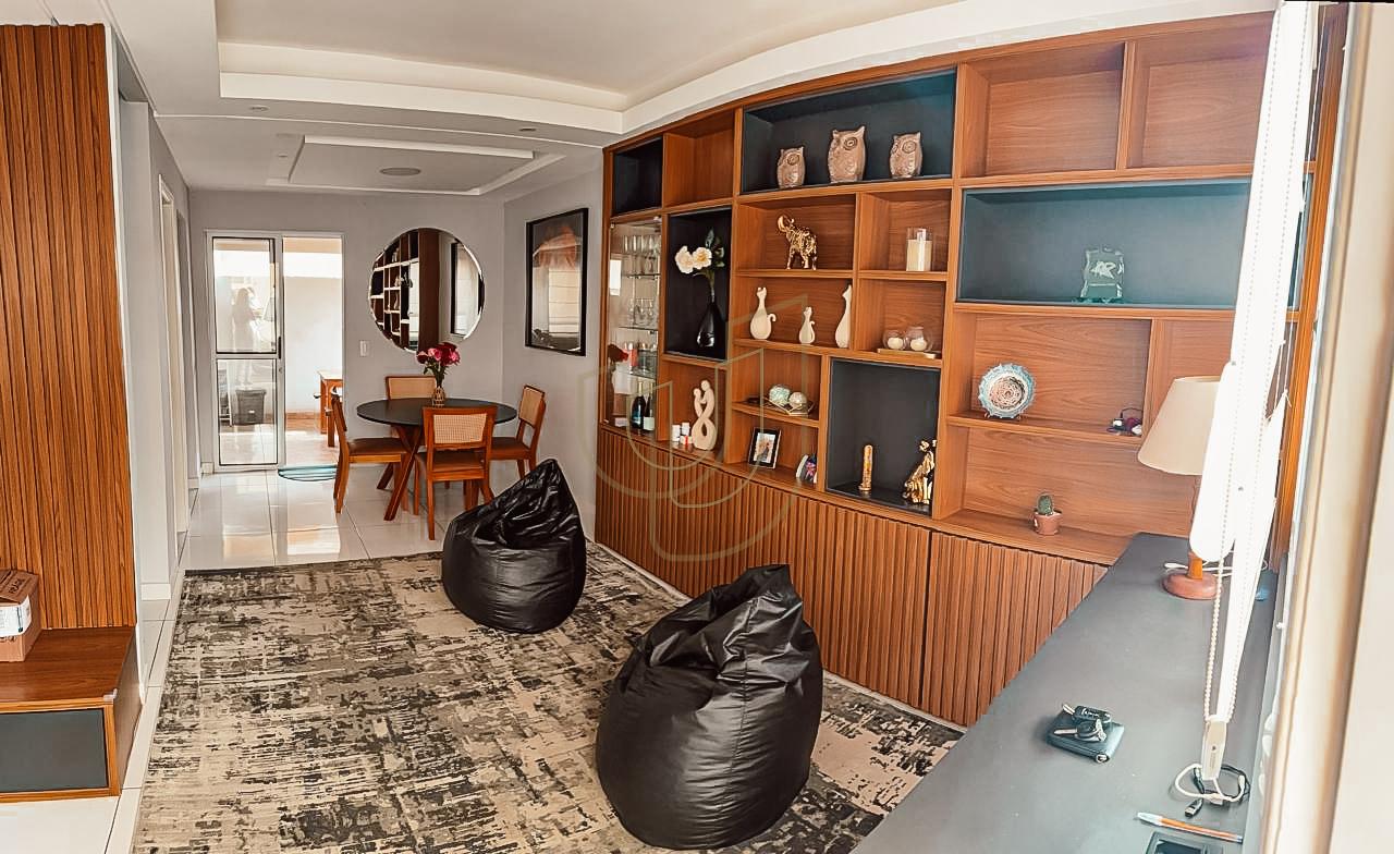 Casa com 3 Dormit&oacute;rios no Condom&iacute;nio Dei Fiori Avenida Papa João Paulo II São José dos Campos - 