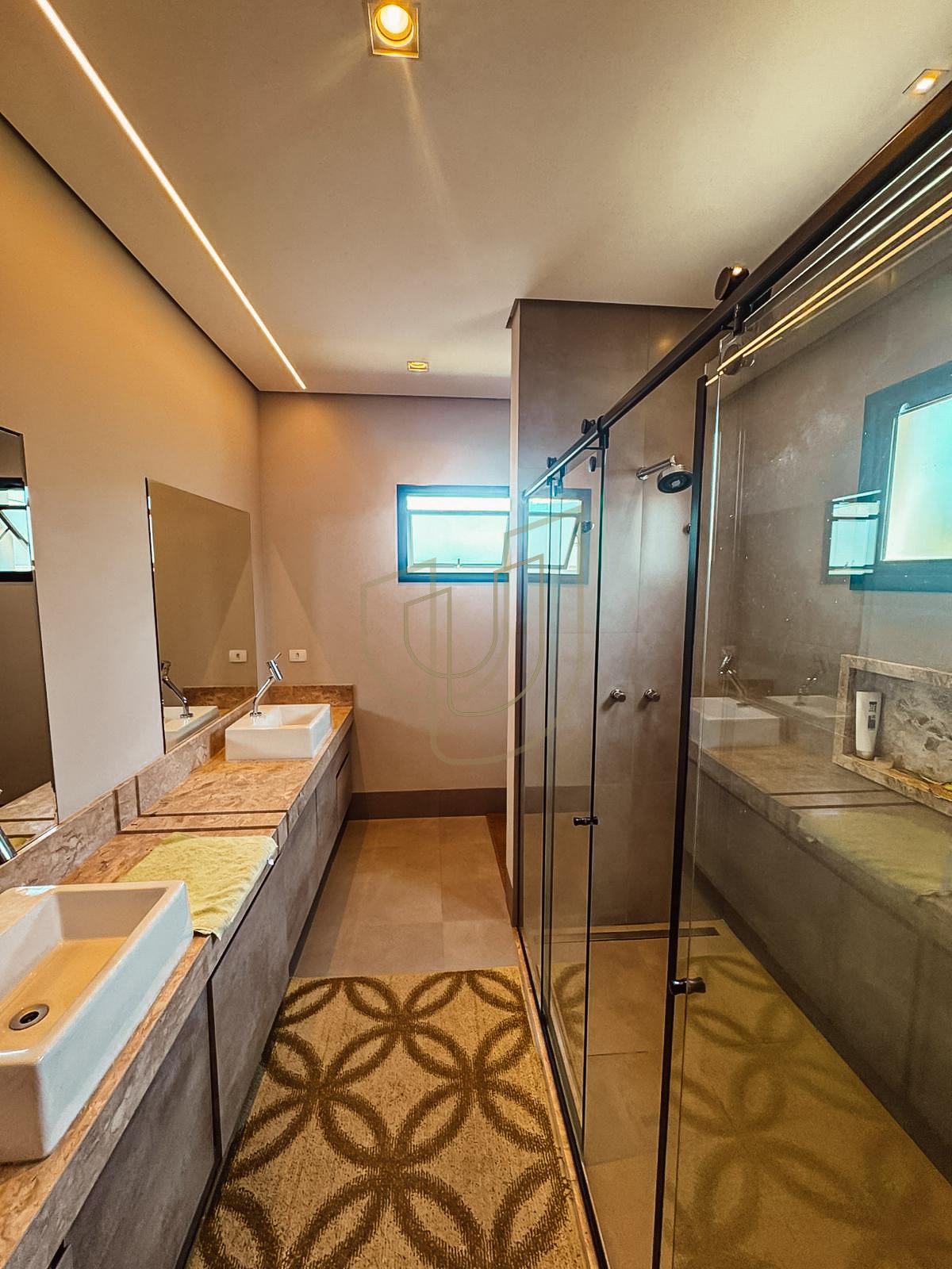 Casa T&eacute;rrea com 4 Su&iacute;tes no Condom&iacute;nio Mont Blanc Rua Doutor Gaspare Jesus de Martini São José dos Campos - 