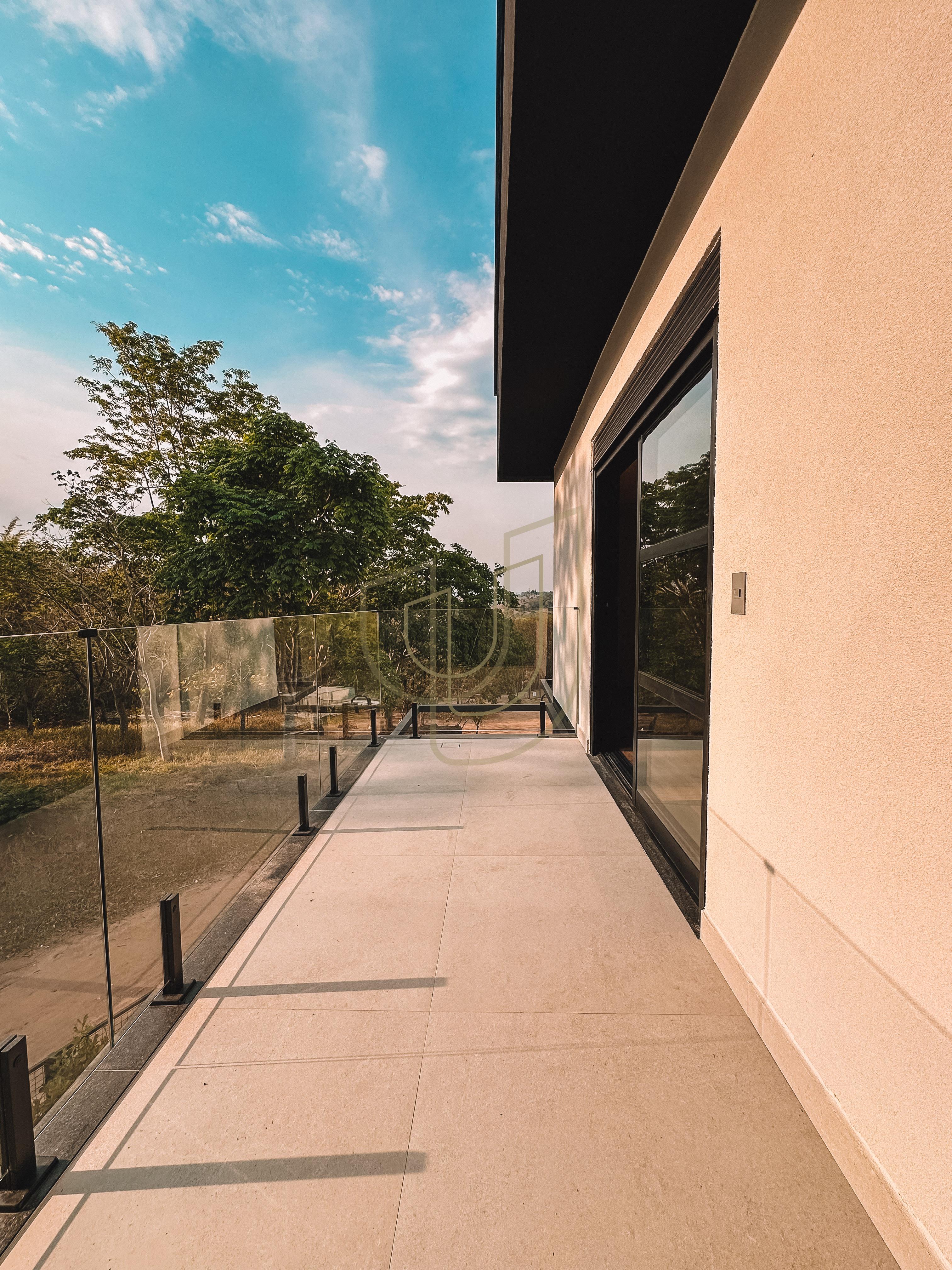 Casa com 3 Su&iacute;tes no Condom&iacute;nio Verana Avenida Glaudiston Pereira de Oliveira São José dos Campos - 