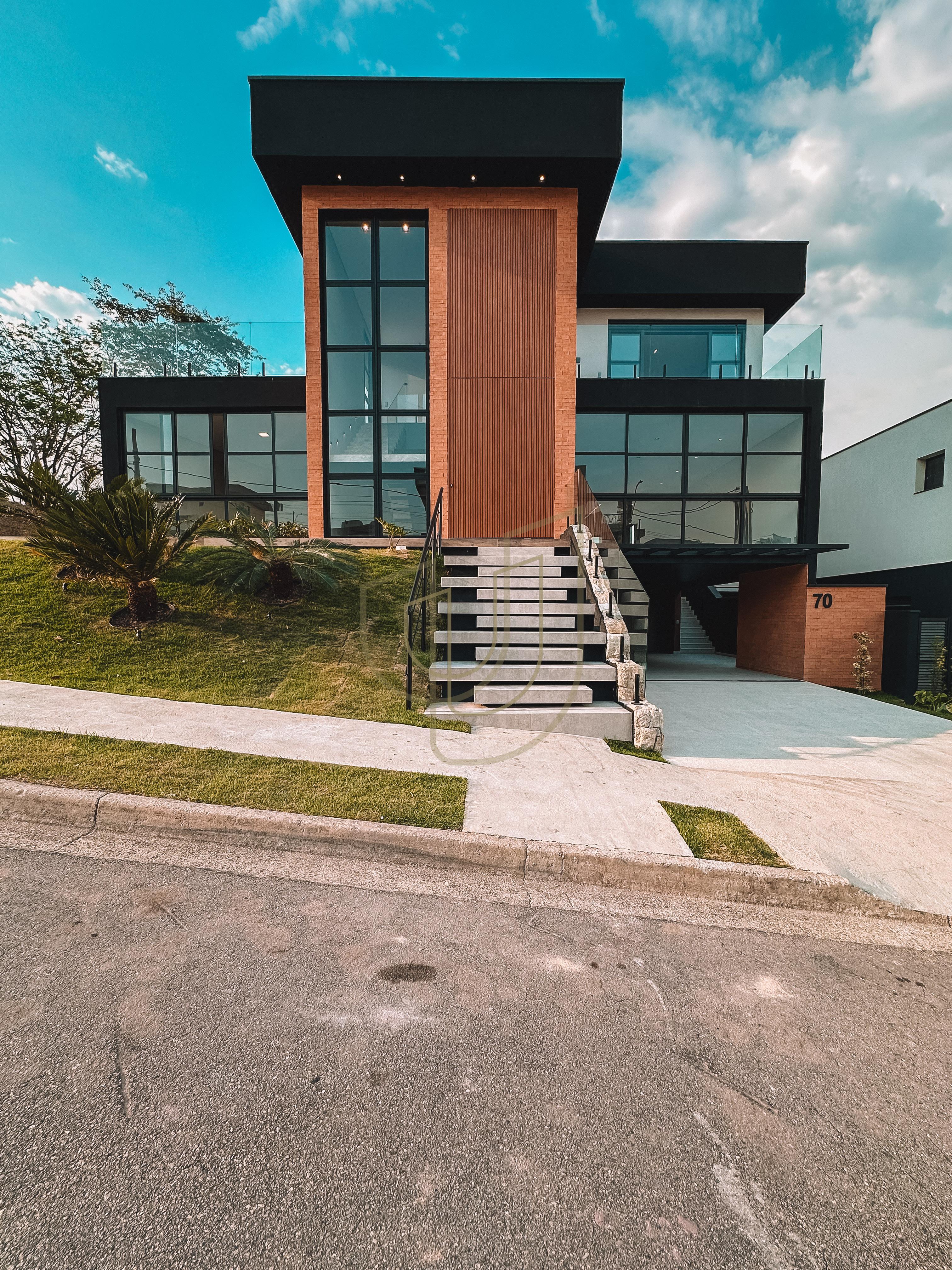 Casa com 3 Su&iacute;tes no Condom&iacute;nio Verana Avenida Glaudiston Pereira de Oliveira São José dos Campos - 