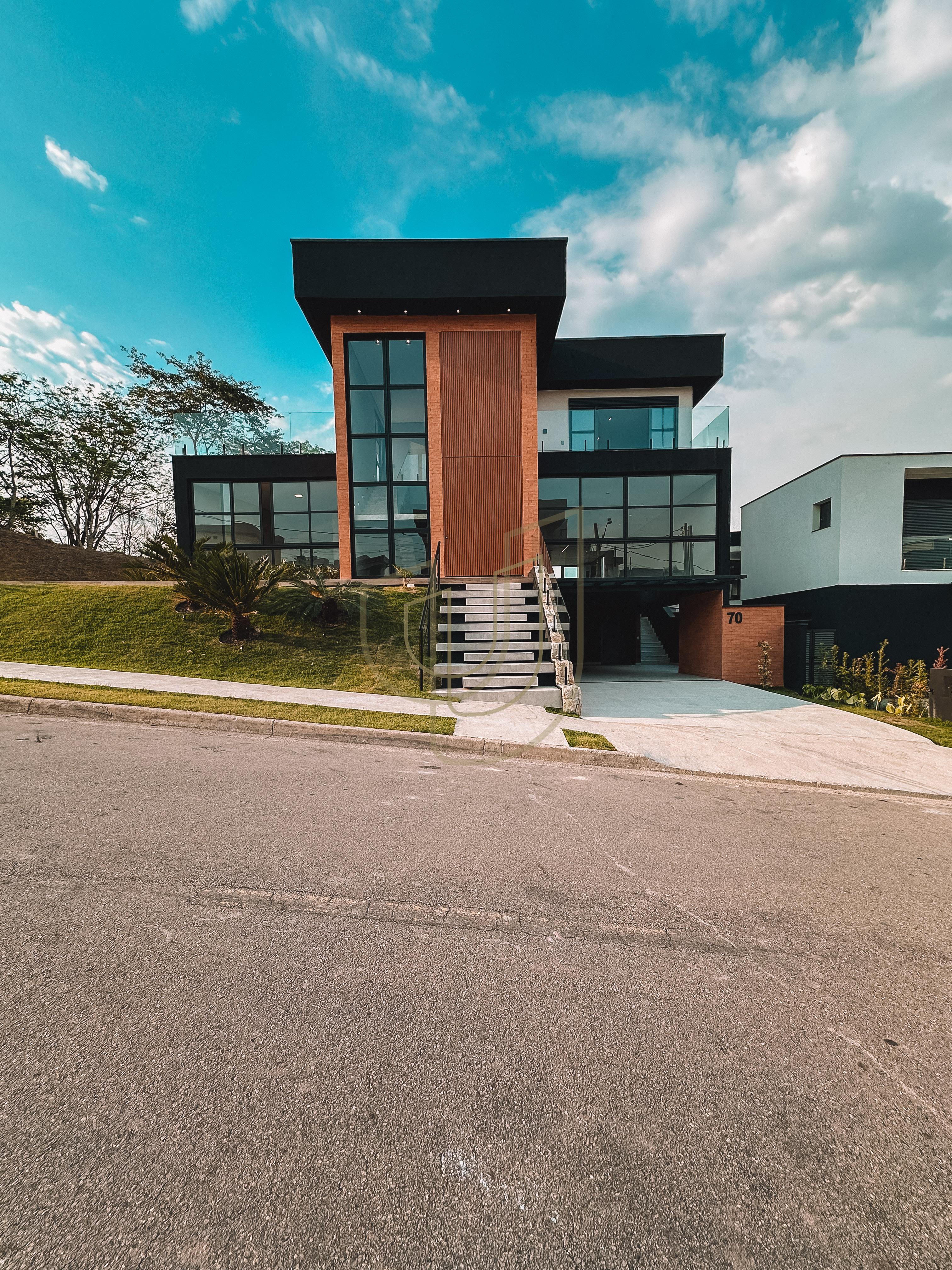 Casa com 3 Su&iacute;tes no Condom&iacute;nio Verana Avenida Glaudiston Pereira de Oliveira São José dos Campos - 