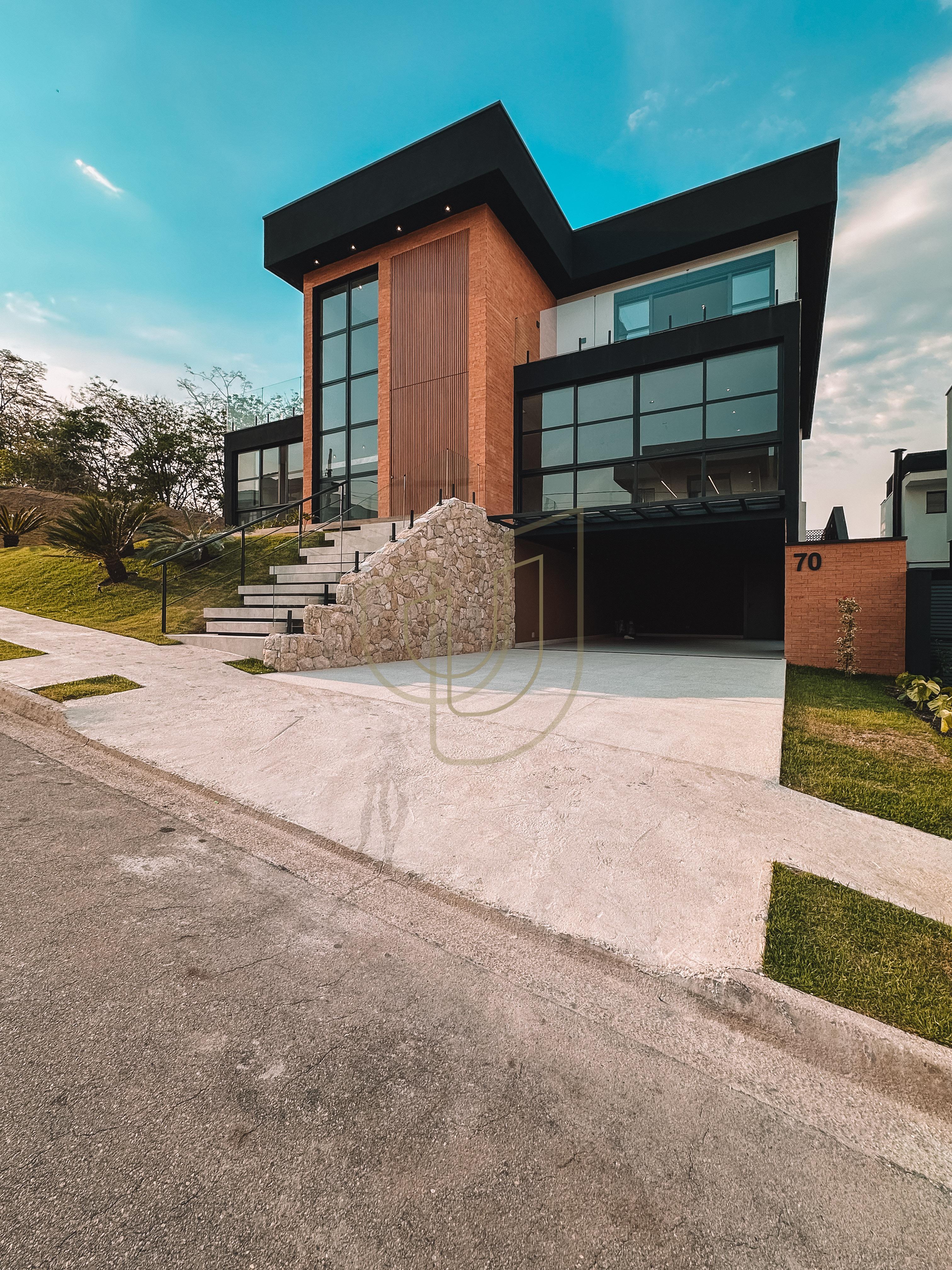 Casa com 3 Su&iacute;tes no Condom&iacute;nio Verana Avenida Glaudiston Pereira de Oliveira São José dos Campos - 