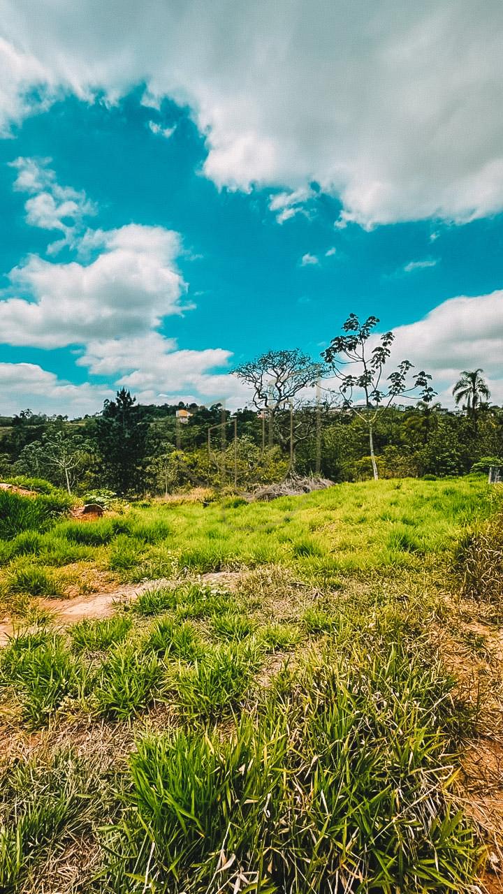 Terreno de 1006 m&sup2; no Condom&iacute;nio Lago Dourado Estrada do Tanquinho Jacareí - 