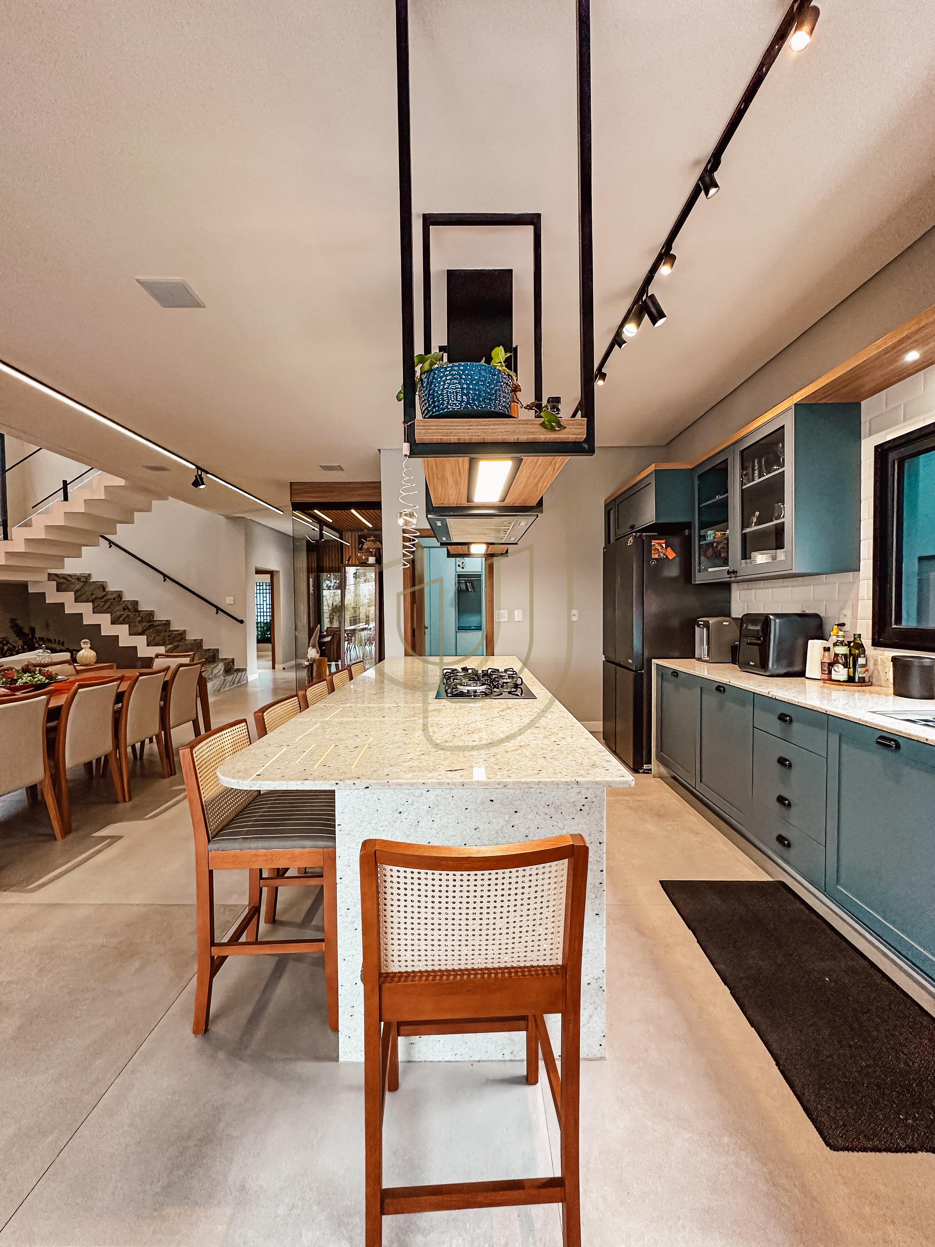 Casa com 4 Su&iacute;tes no Condom&iacute;nio Reserva da Barra Rua Trancoso São José dos Campos - 