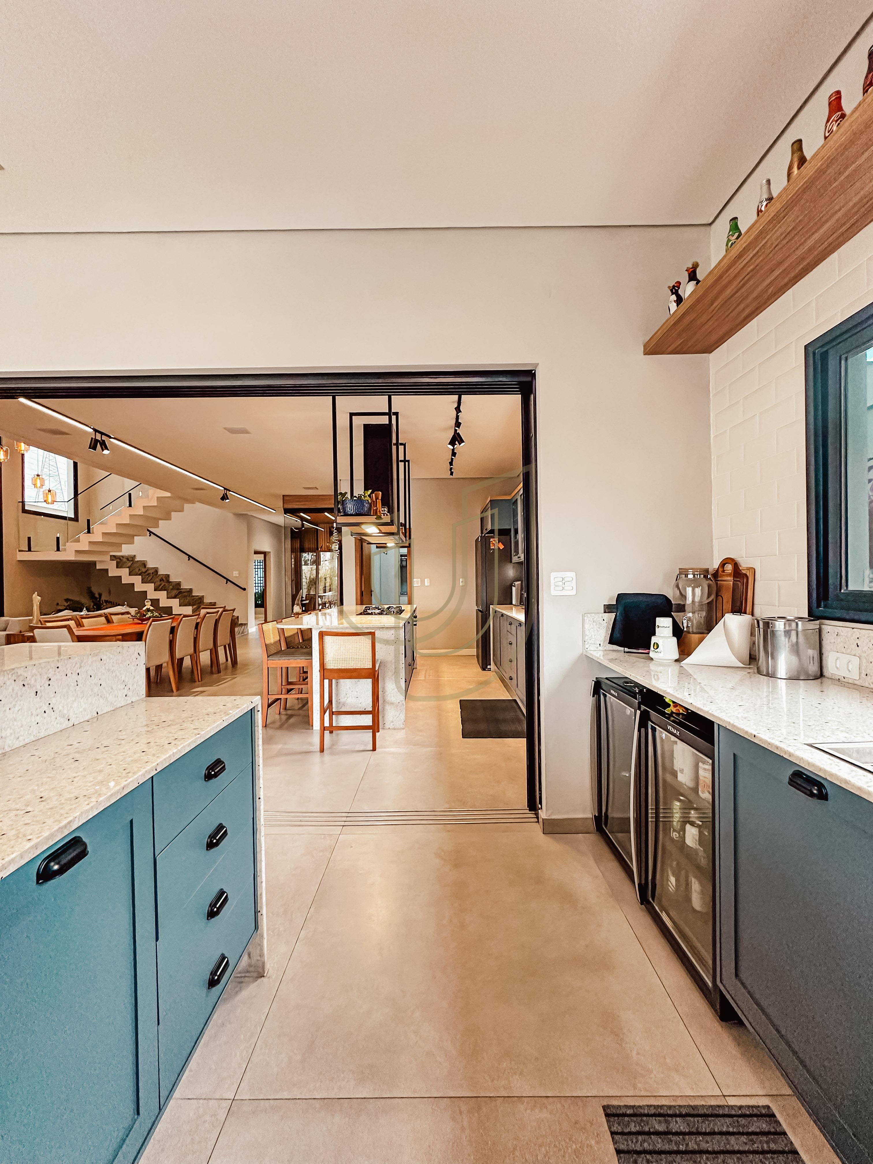 Casa com 4 Su&iacute;tes no Condom&iacute;nio Reserva da Barra Rua Trancoso São José dos Campos - 