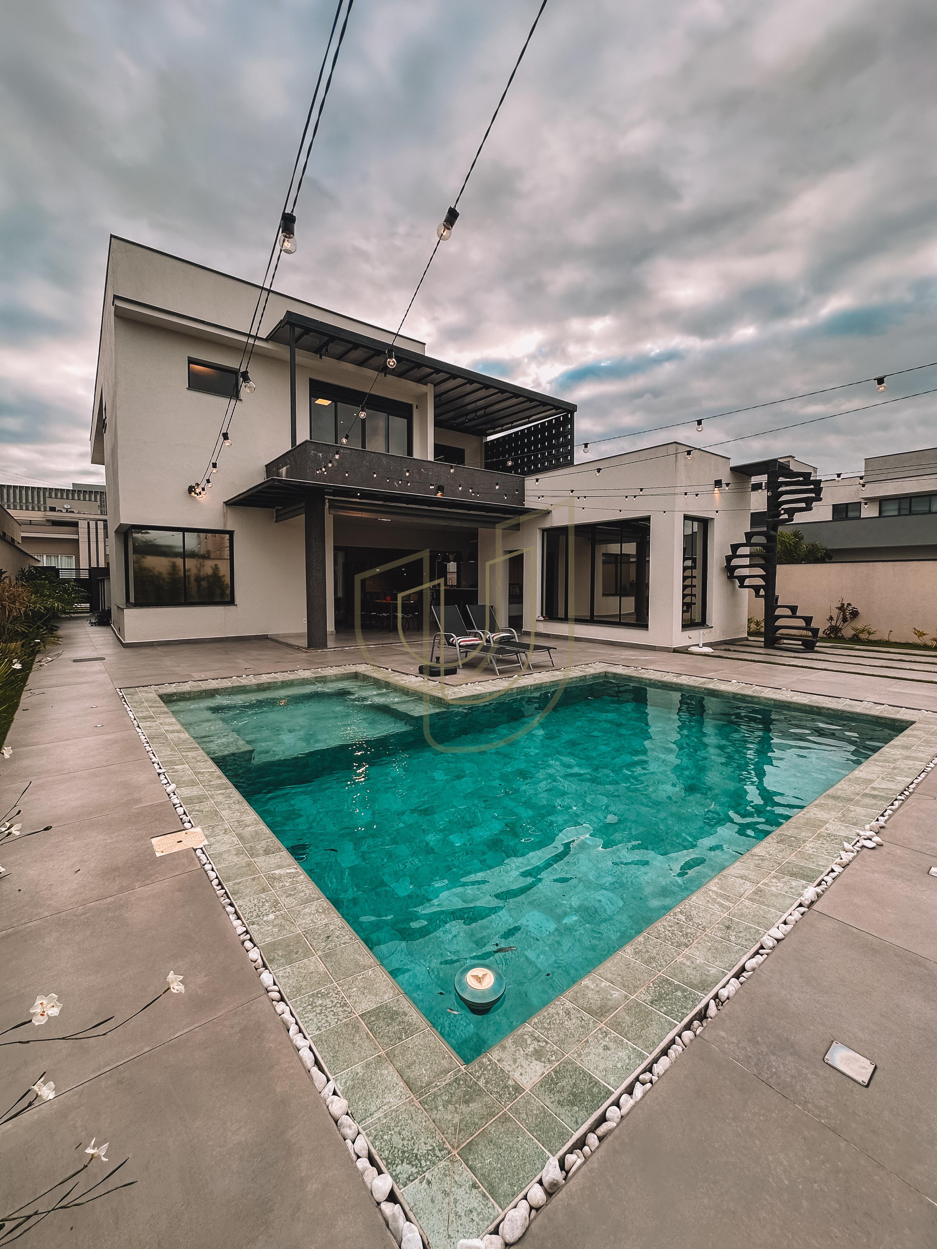 Casa com 4 Su&iacute;tes no Condom&iacute;nio Reserva da Barra Rua Trancoso São José dos Campos - 