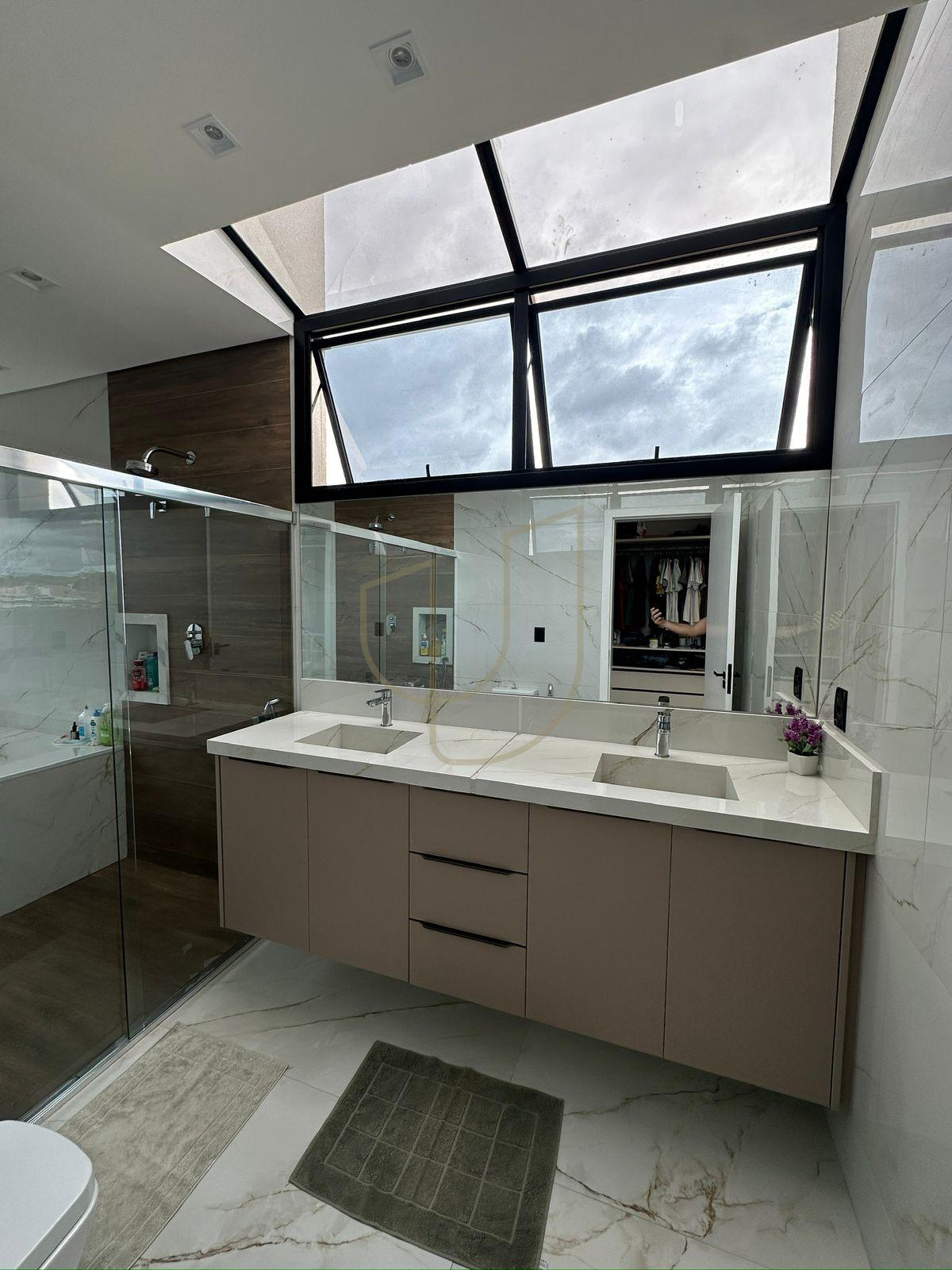 Casa com 3 Su&iacute;tes no Condom&iacute;nio Verana  São José dos Campos - 