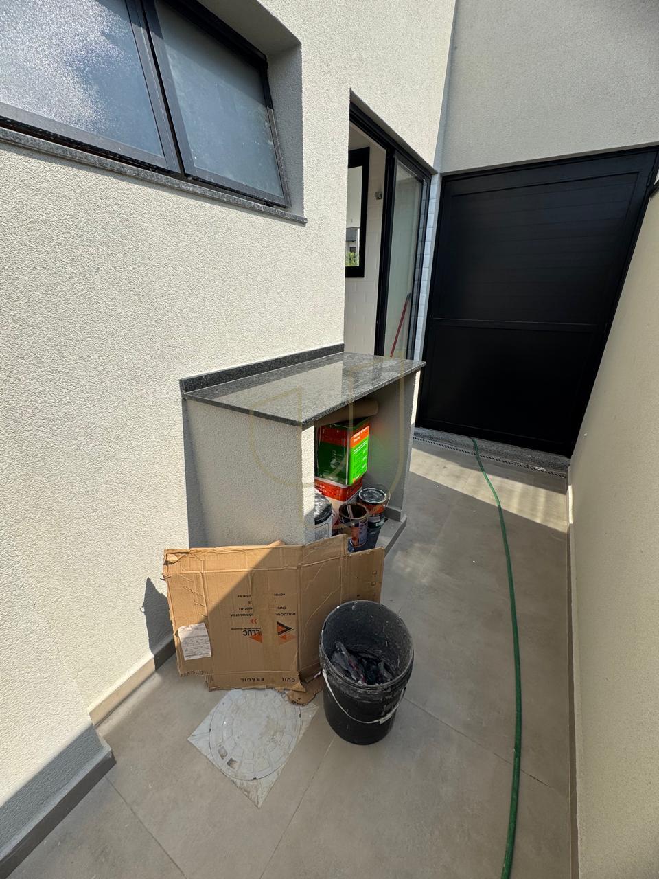 Casa com 3 Su&iacute;tes no Condom&iacute;nio Rud&aacute;  São José dos Campos - 