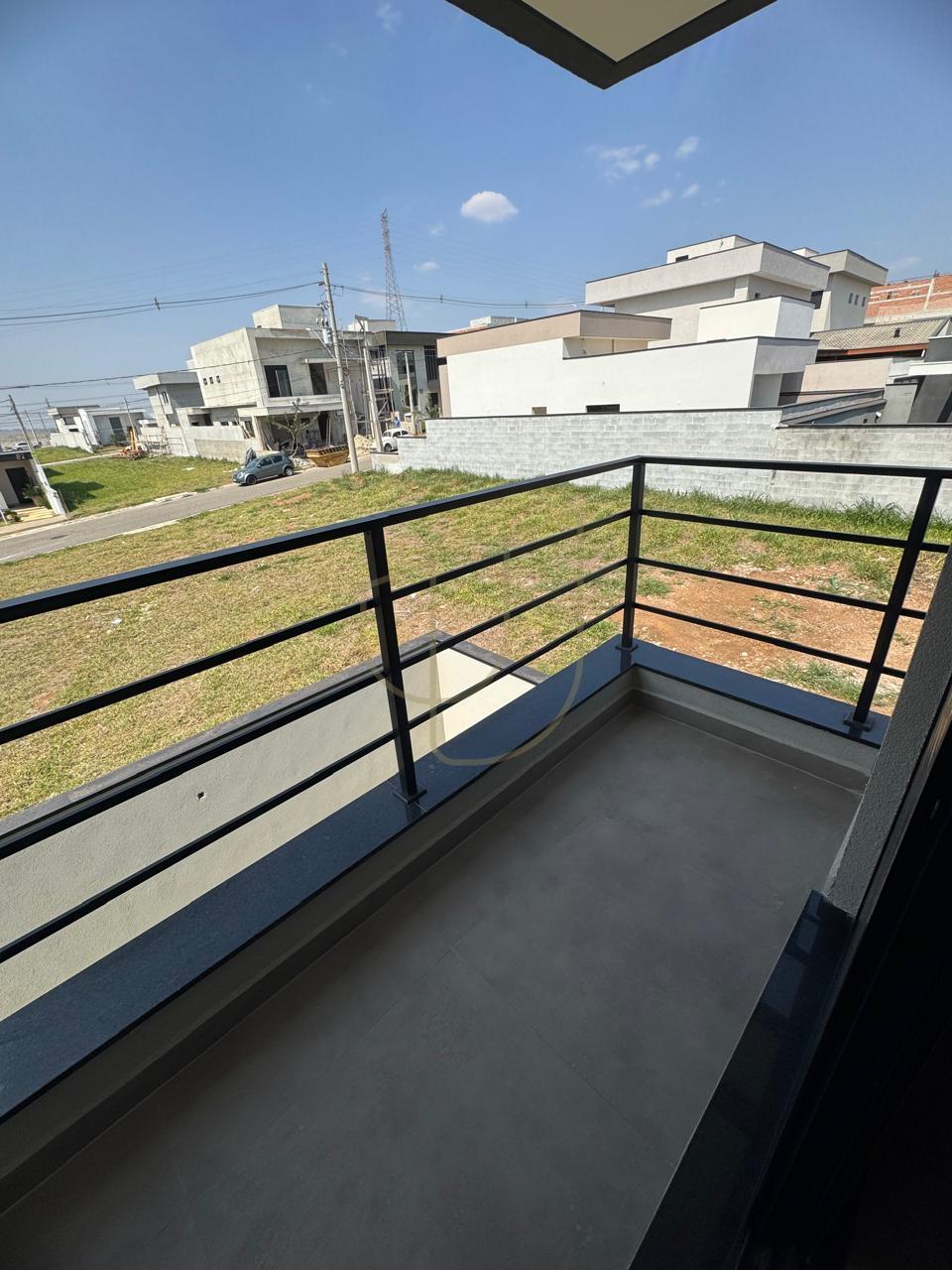 Casa com 3 Su&iacute;tes no Condom&iacute;nio Rud&aacute;  São José dos Campos - 