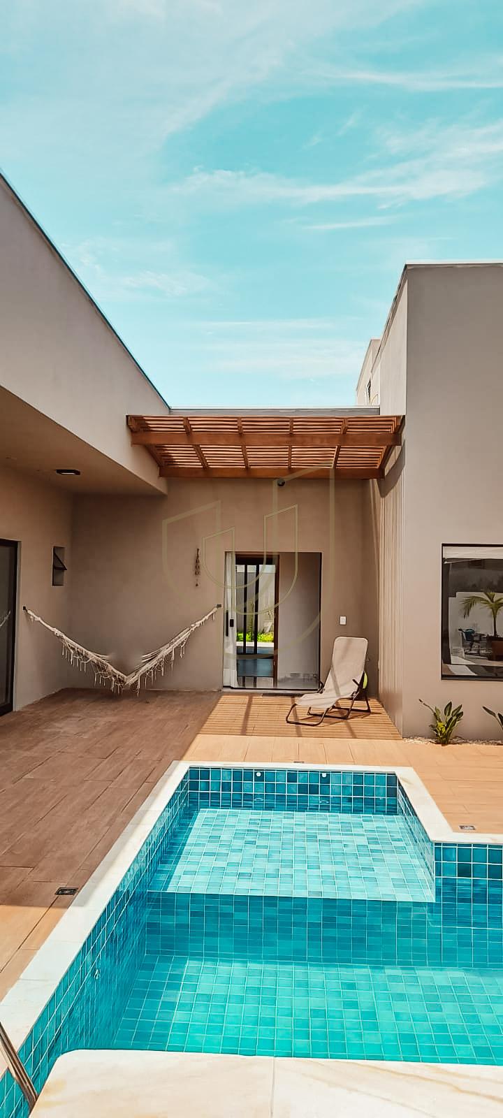 Casa T&eacute;rrea com 4 Su&iacute;tes no Condom&iacute;nio Residencial M&ocirc;naco Rua Joaquim Vieira Alves São José dos Campos - 