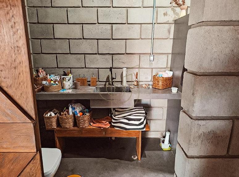 Casa T&eacute;rrea com 3 Su&iacute;tes no Condom&iacute;nio Residencial M&ocirc;naco Avenida Aquarela do Brasil São José dos Campos - 