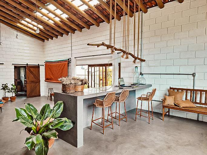 Casa T&eacute;rrea com 3 Su&iacute;tes no Condom&iacute;nio Residencial M&ocirc;naco Avenida Aquarela do Brasil São José dos Campos - 