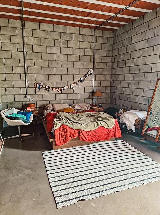 Casa T&eacute;rrea com 3 Su&iacute;tes no Condom&iacute;nio Residencial M&ocirc;naco Avenida Aquarela do Brasil São José dos Campos - 