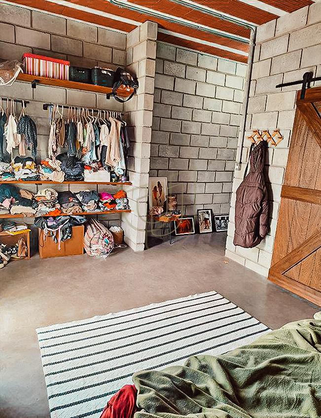 Casa T&eacute;rrea com 3 Su&iacute;tes no Condom&iacute;nio Residencial M&ocirc;naco Avenida Aquarela do Brasil São José dos Campos - 