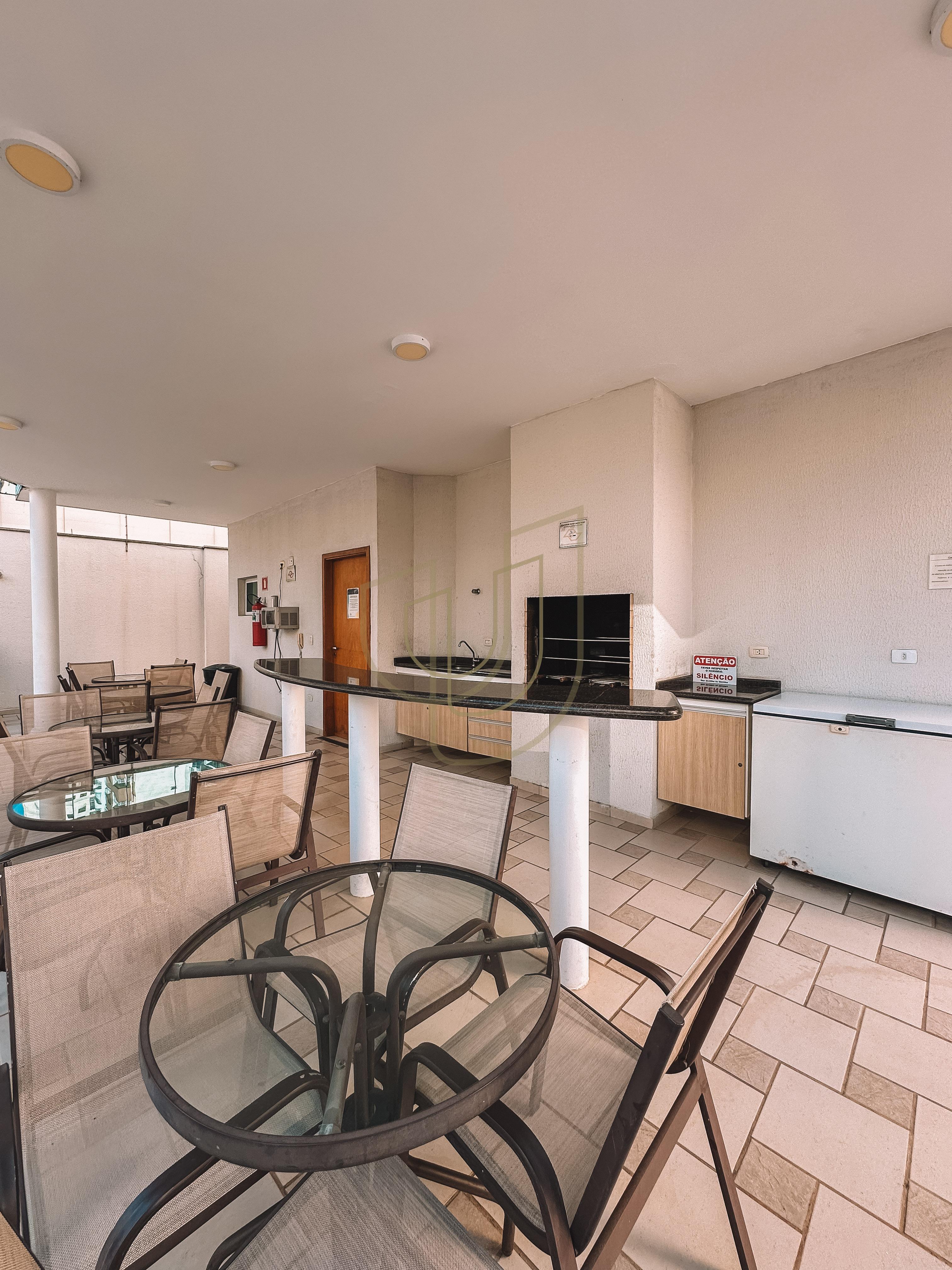 Apartamento com 2 Dormit&oacute;rios no Edif&iacute;cio Juquehy Avenida do Tubarão São José dos Campos - 