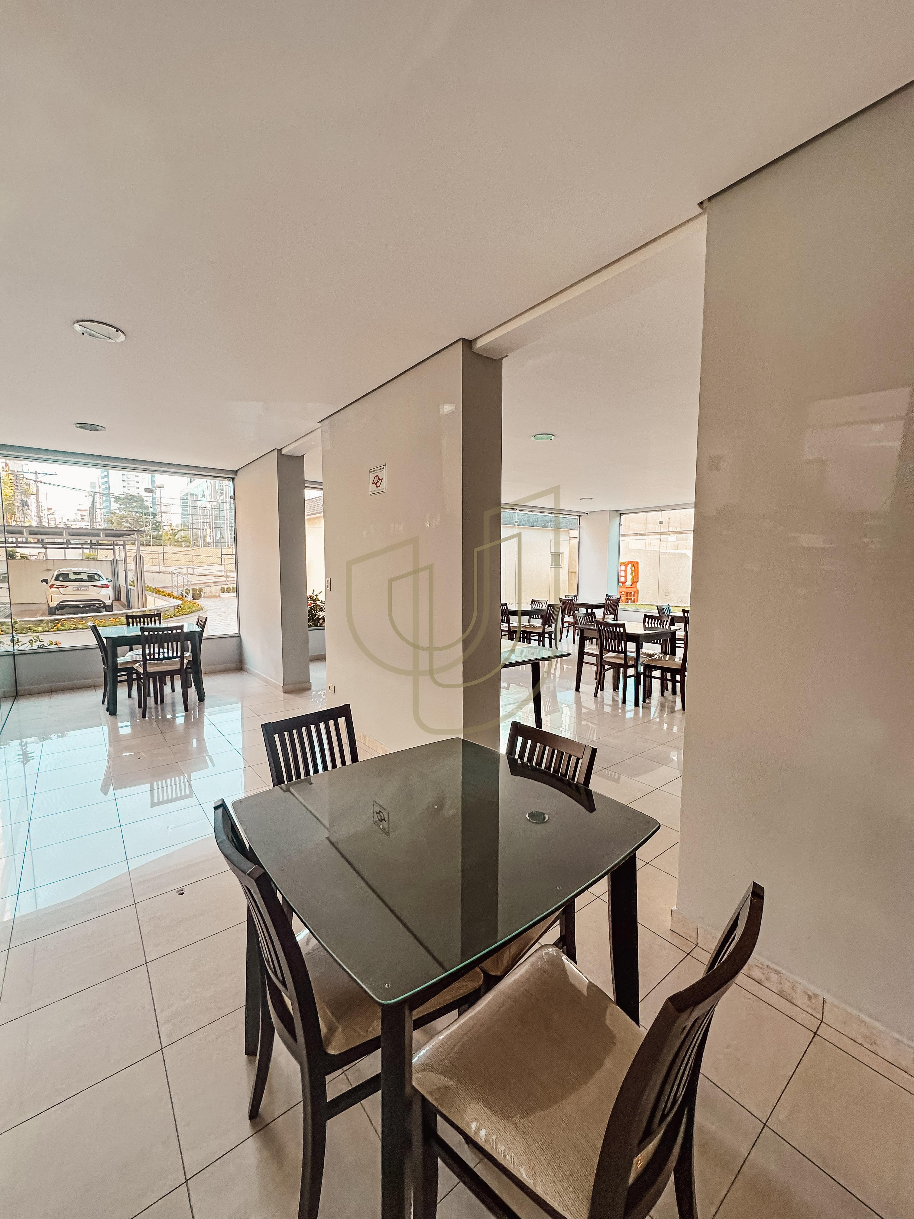 Apartamento com 2 Dormit&oacute;rios no Edif&iacute;cio Juquehy Avenida do Tubarão São José dos Campos - 