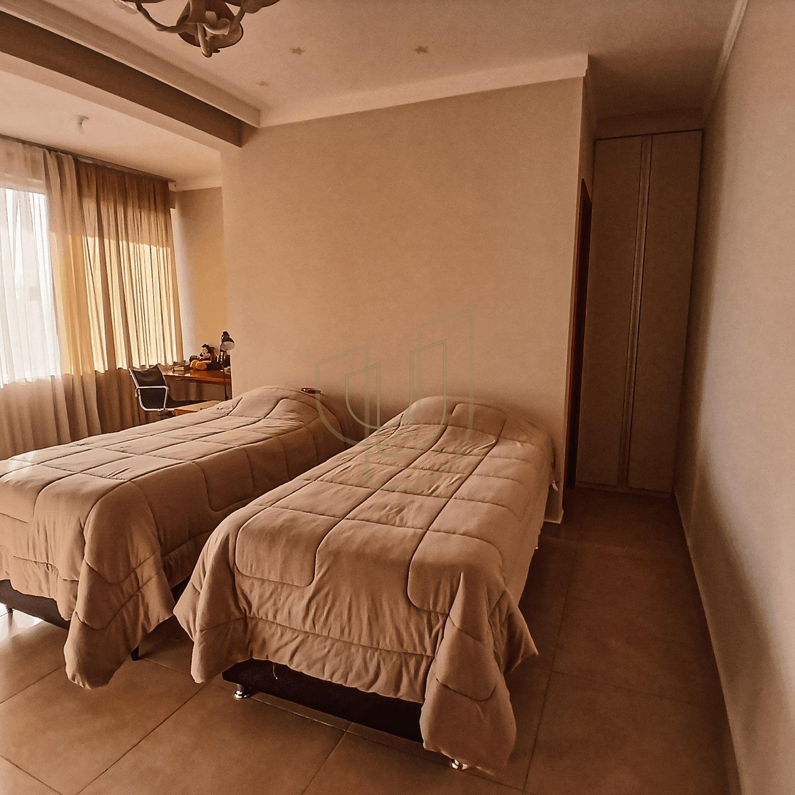 Casa com 3 Su&iacute;tes no Condom&iacute;nio Recanto Santa B&aacute;rbara Rod. dos Tamoios, km 22,5 - Tapanhão JAMBEIRO - 