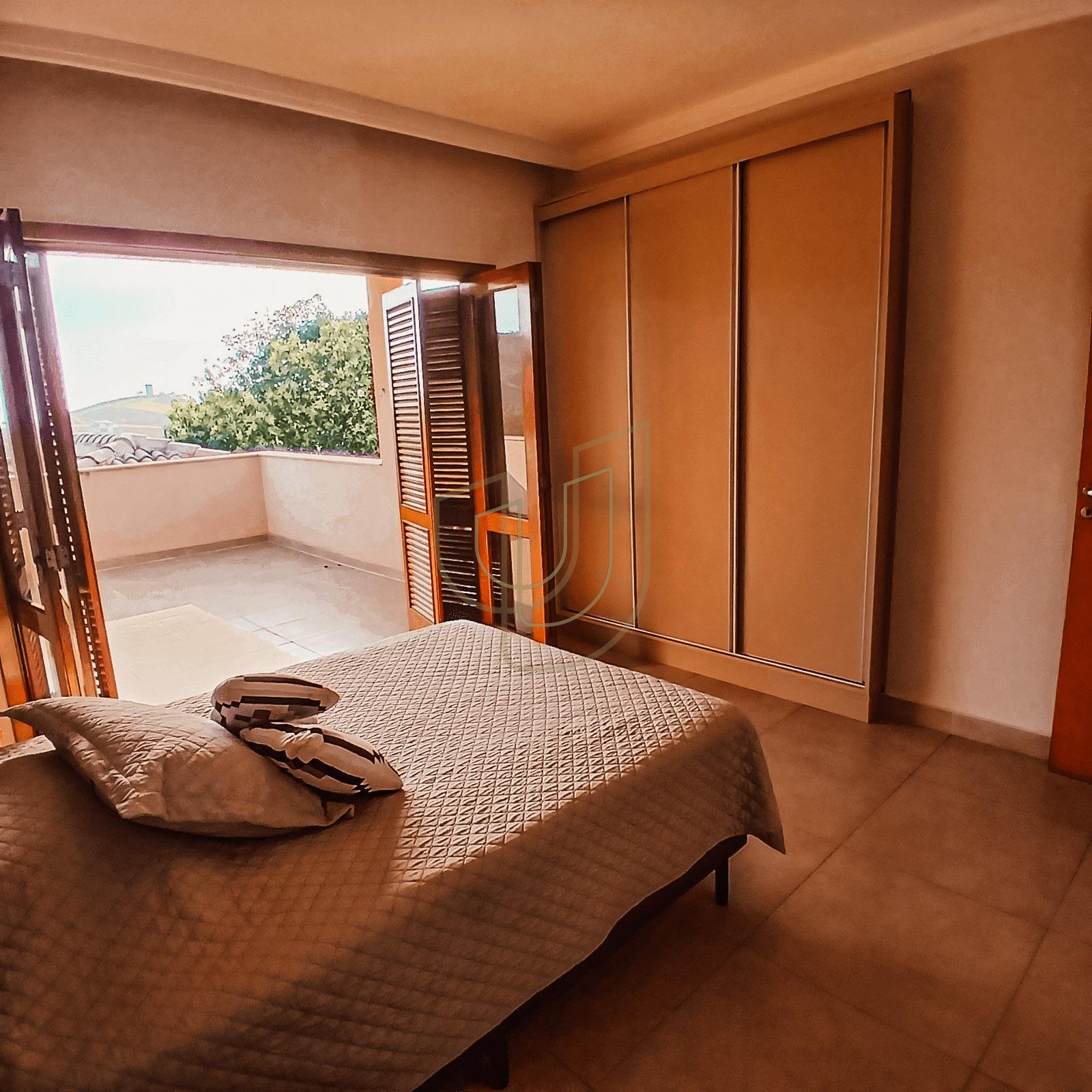 Casa com 3 Su&iacute;tes no Condom&iacute;nio Recanto Santa B&aacute;rbara Rod. dos Tamoios, km 22,5 - Tapanhão JAMBEIRO - 