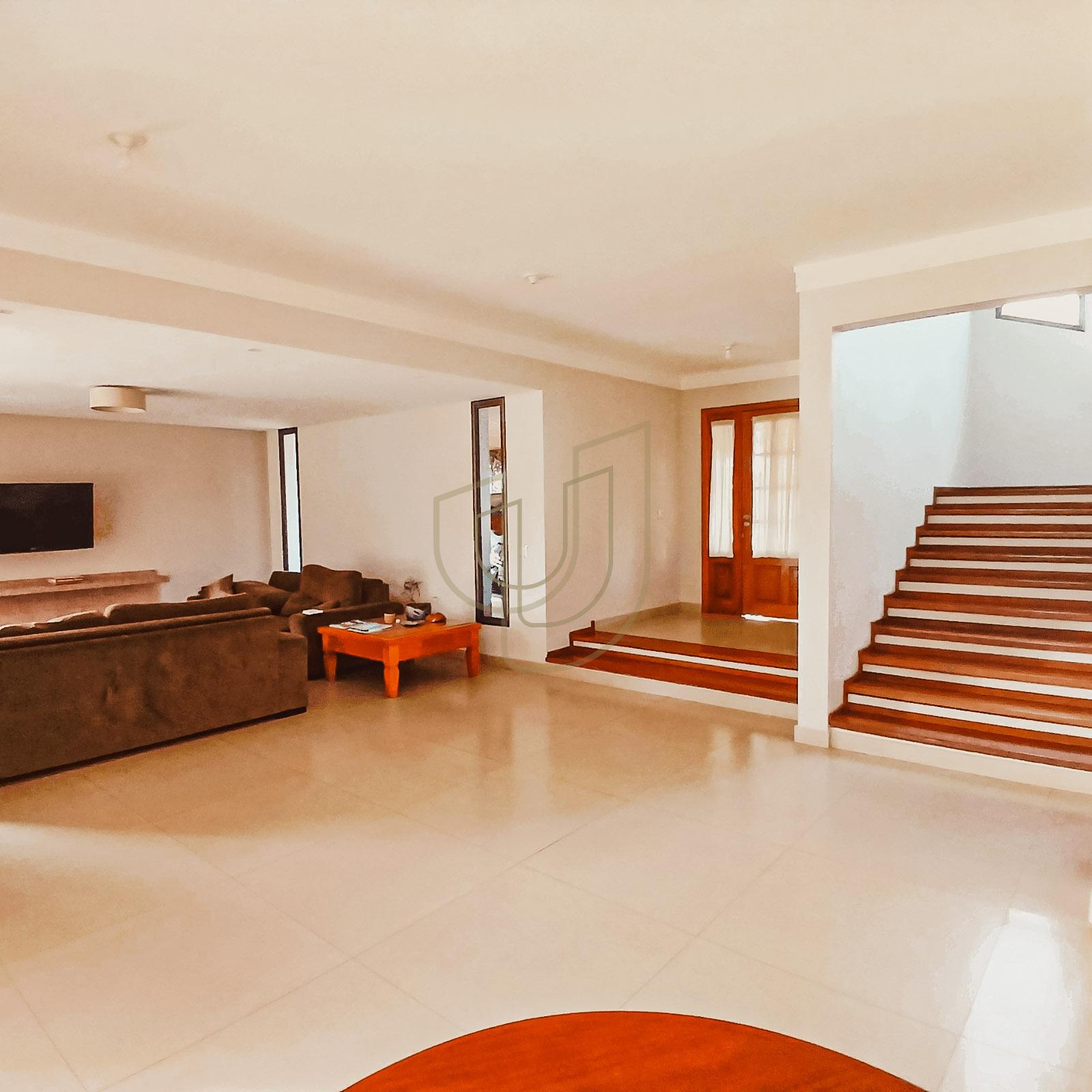 Casa com 3 Su&iacute;tes no Condom&iacute;nio Recanto Santa B&aacute;rbara Rod. dos Tamoios, km 22,5 - Tapanhão JAMBEIRO - 