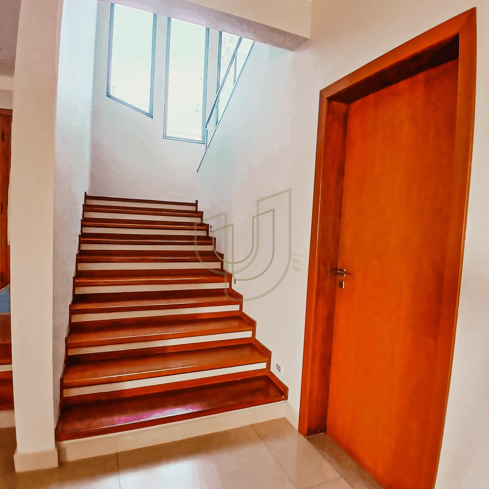 Casa com 3 Su&iacute;tes no Condom&iacute;nio Recanto Santa B&aacute;rbara Rod. dos Tamoios, km 22,5 - Tapanhão JAMBEIRO - 