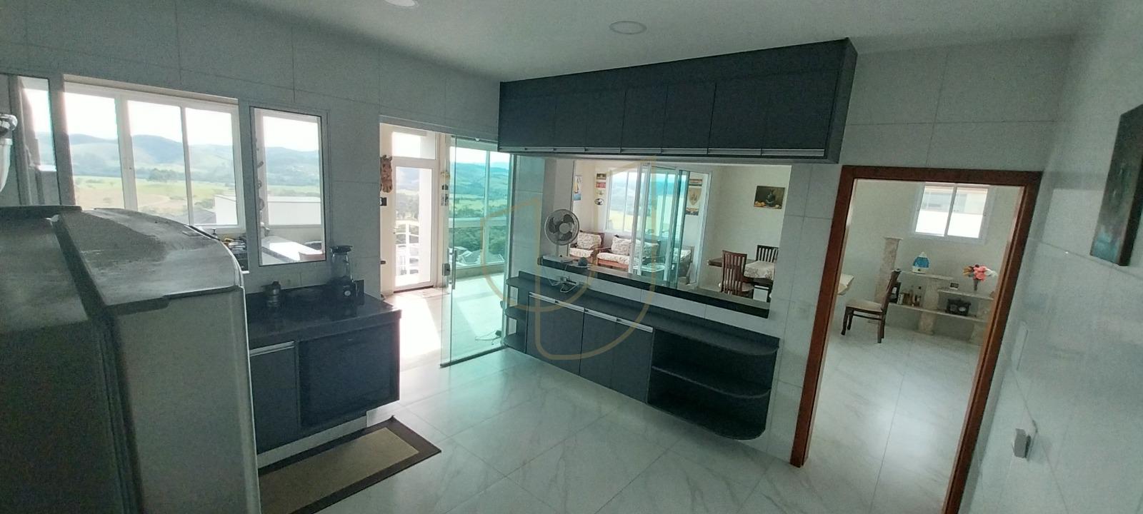 Casa com 3 Su&iacute;tes no Residencial Jaguary Avenida Aquarela do Brasil São José dos Campos - 