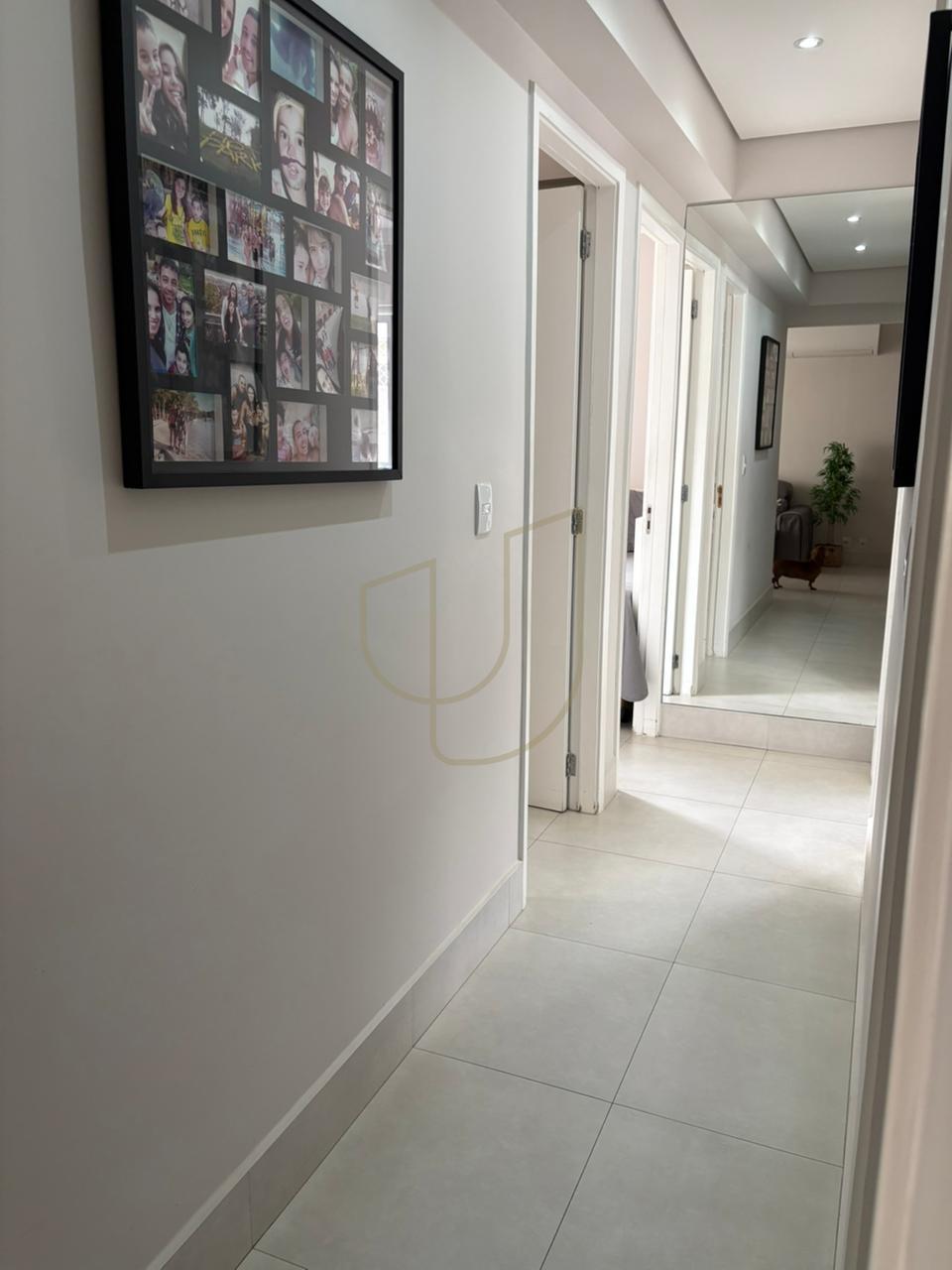 Apartamento com 3 Dormit&oacute;rios no Edif&iacute;cio Adri&aacute;tico Rua Icatu São José dos Campos - 