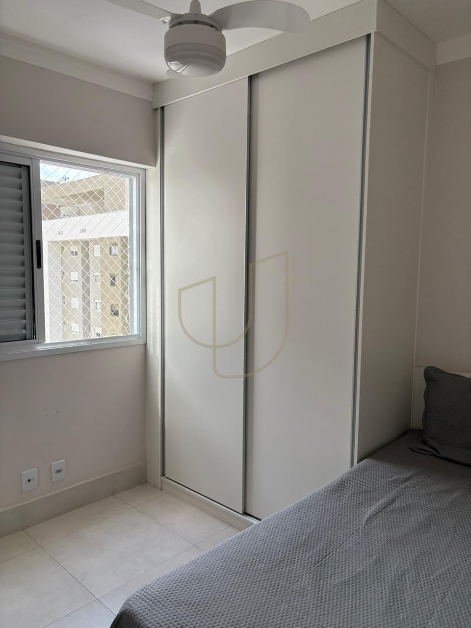 Apartamento com 3 Dormit&oacute;rios no Edif&iacute;cio Adri&aacute;tico Rua Icatu São José dos Campos - 
